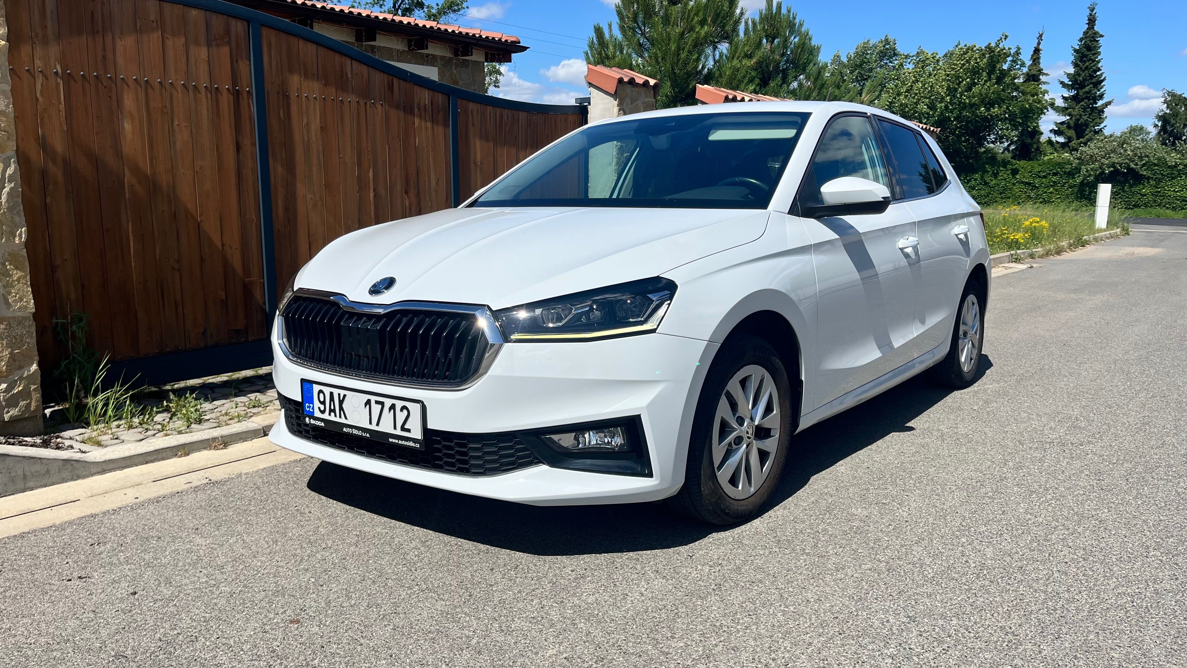 Škoda Fabia, IV Style 81kw DSG 1.maj - fotka 2