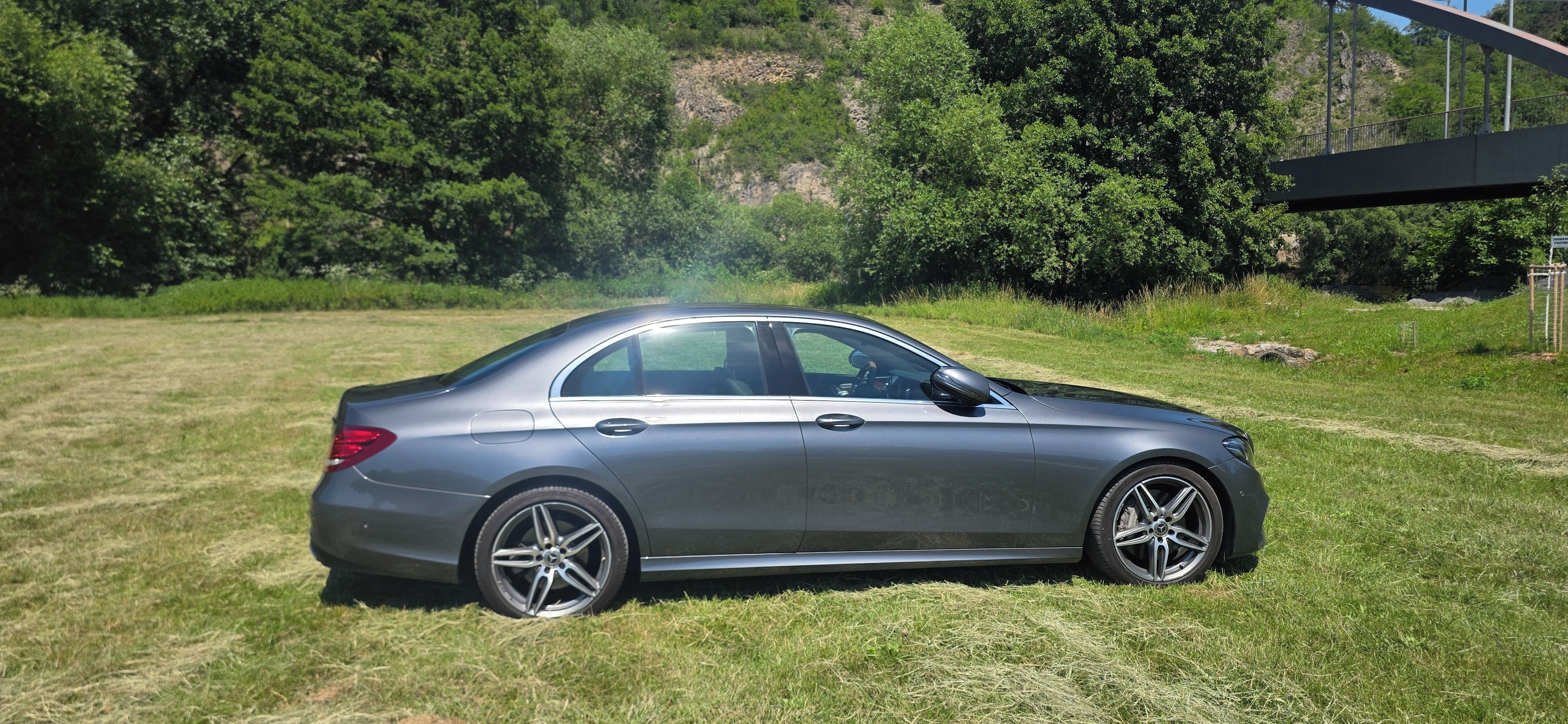 Mercedes-Benz Třídy E, E350d, masáže, vzduch, kůže - fotka 5