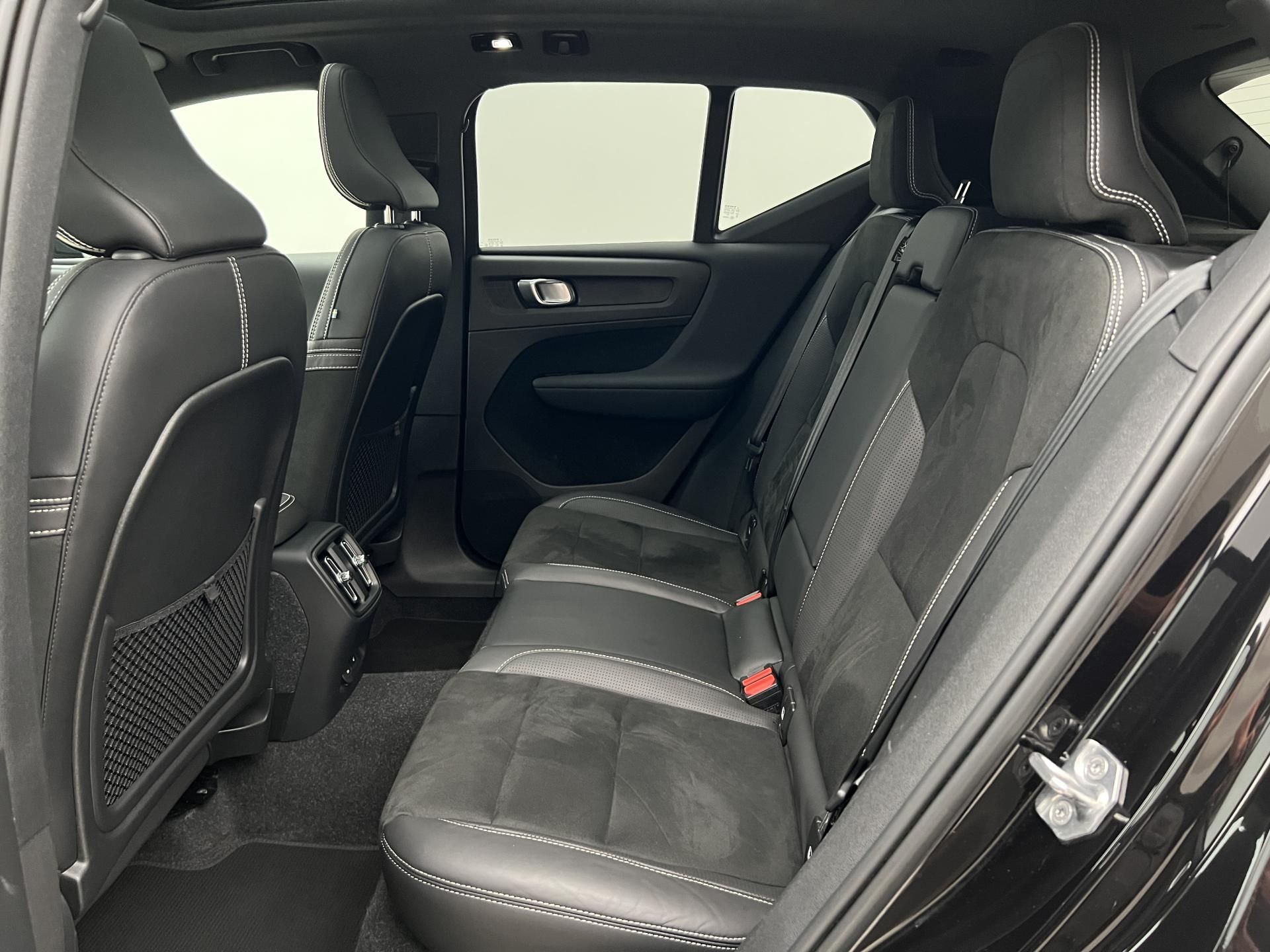 Volvo XC40, RECHARGE AUT - fotka 6