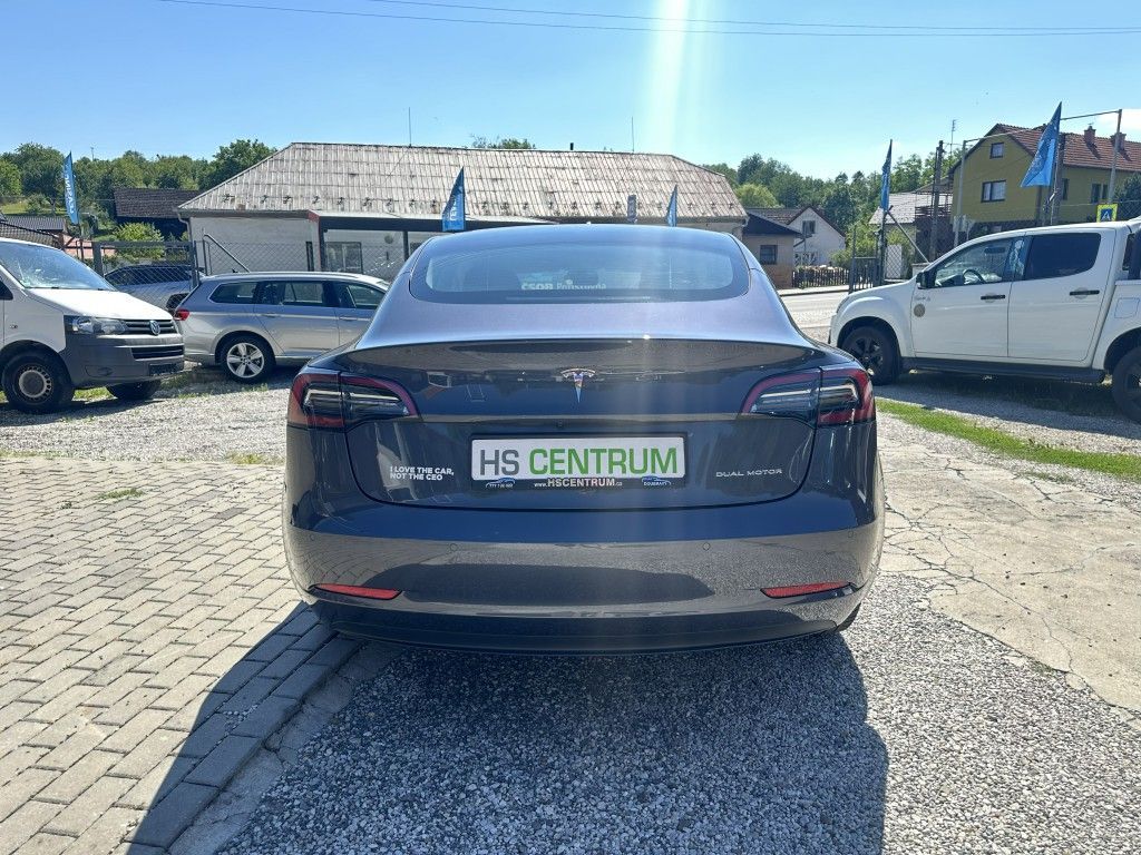 Tesla Model 3, Performance Dual AWD - fotka 4