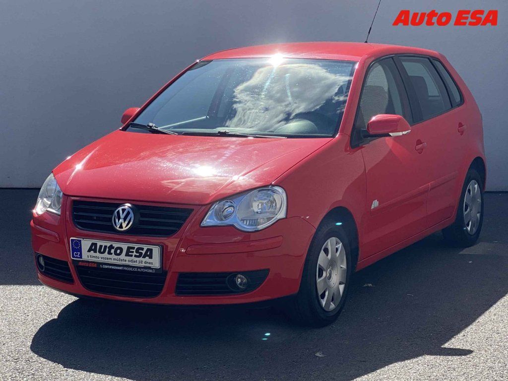 Volkswagen Polo, 1.2 HTP,2.maj,ČR,klima - fotka 3