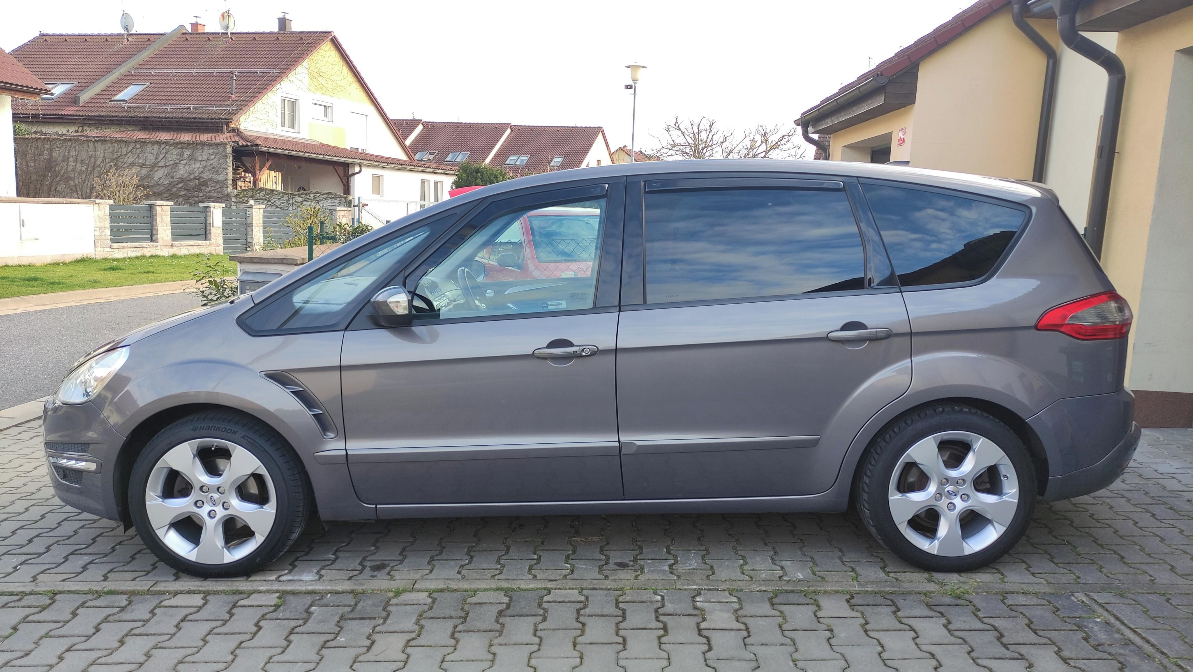 Ford S-MAX, 2.0 TDCi 120 kW, servisováno