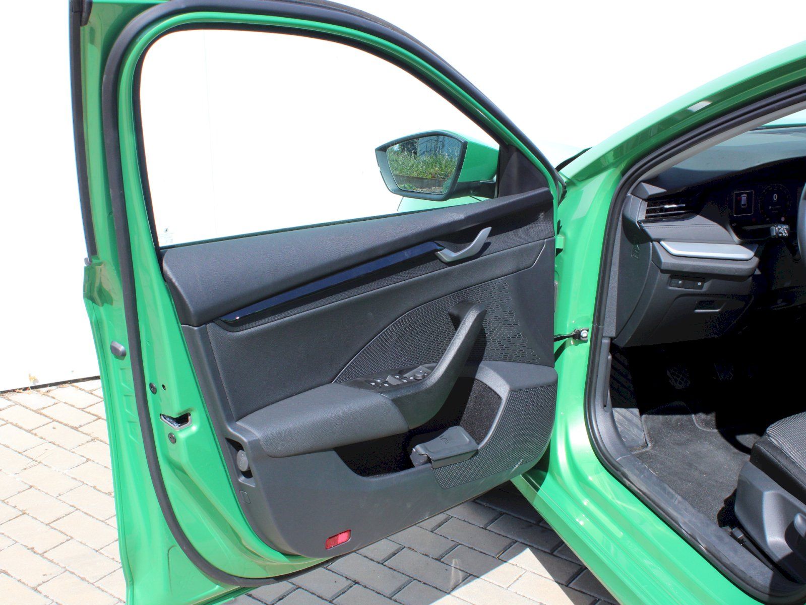 Škoda Octavia, 1.5 TSI 85kW Selection Combi - fotka 6