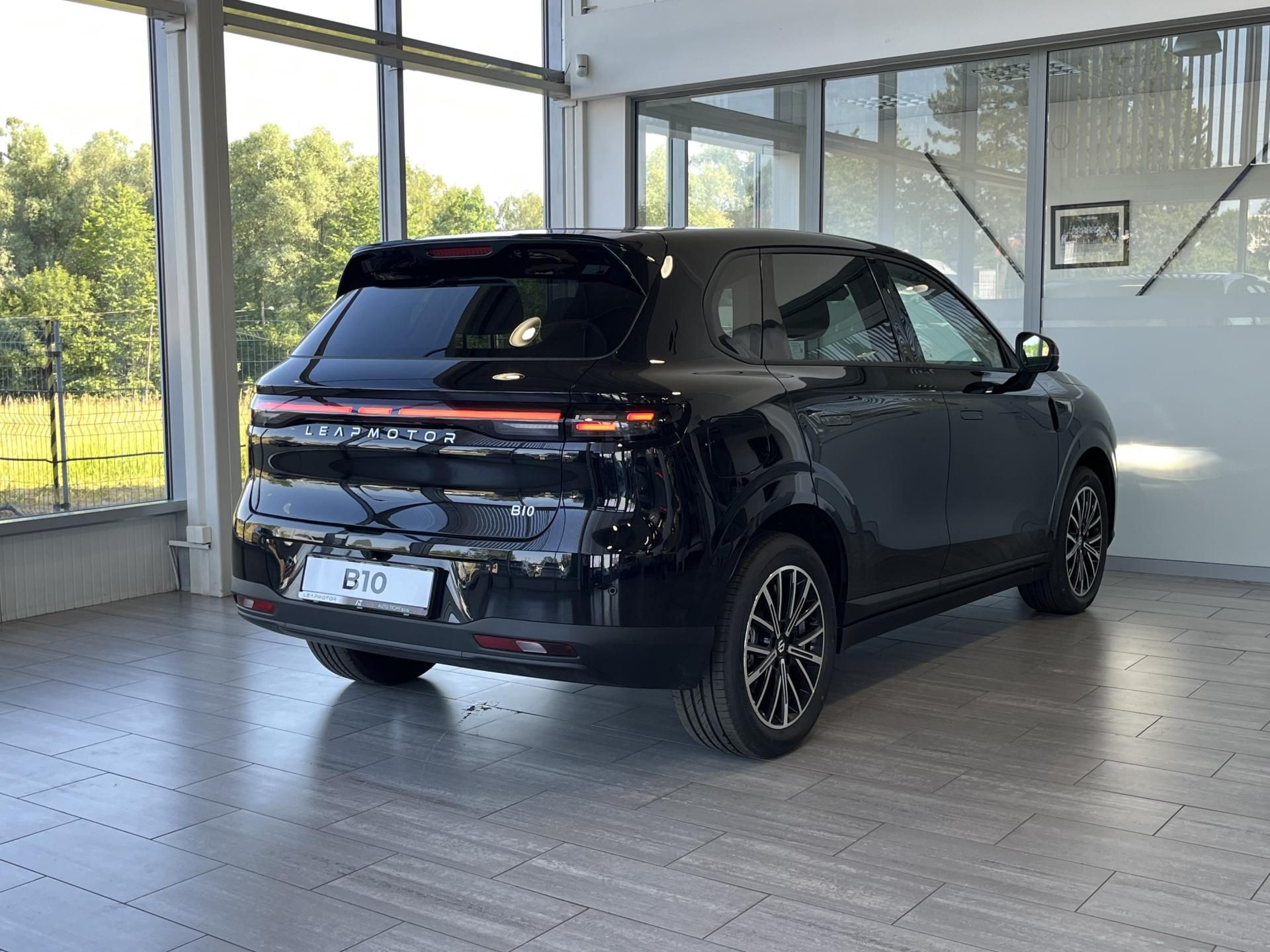 Leapmotor B10, DESIGN HYBRID EV - fotka 4