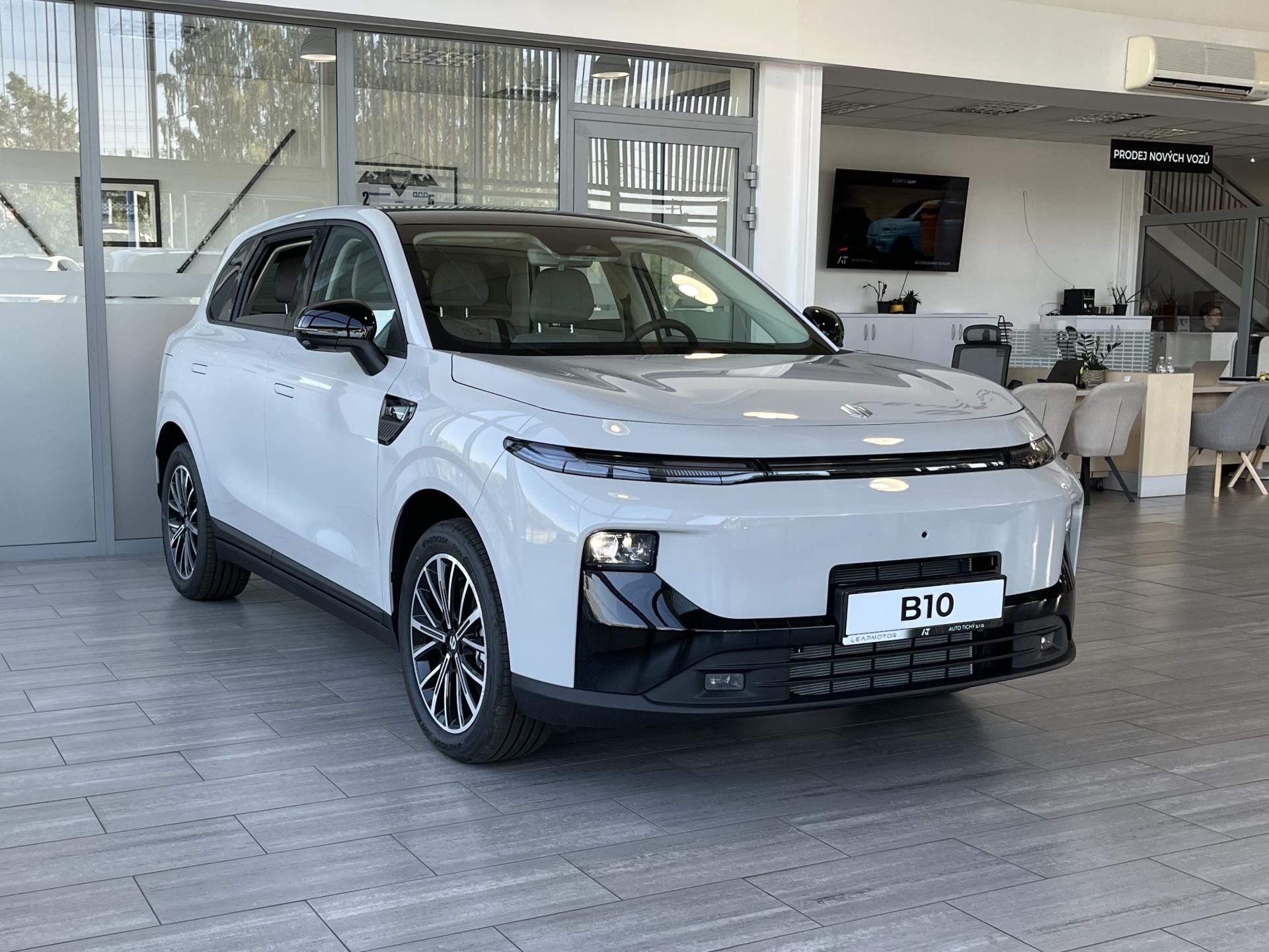 Leapmotor B10, DESIGN HYBRID EV, světlý int. - fotka 3