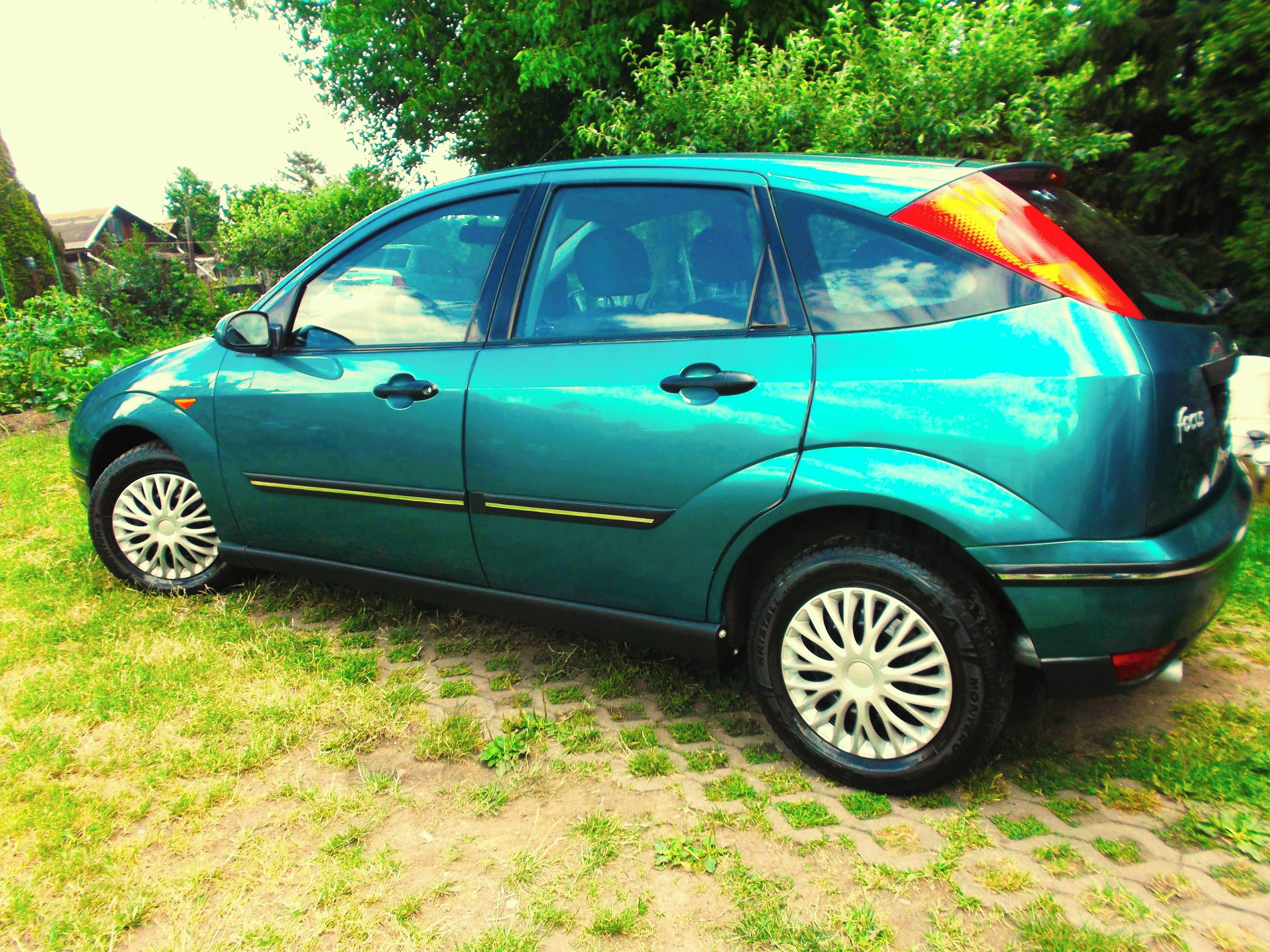 Ford Focus, 1.8i-bohatá výbava-nová tk - fotka 4