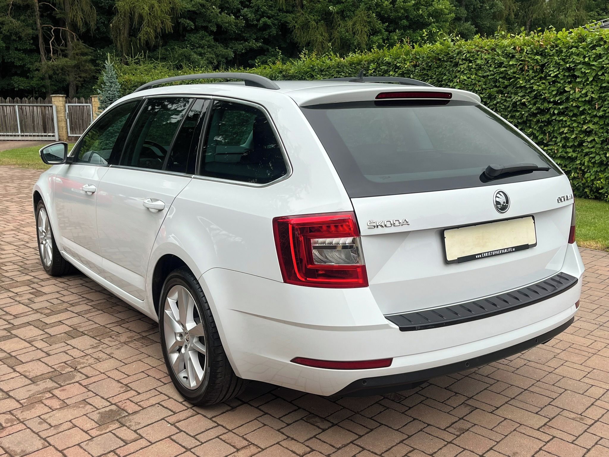 Škoda Octavia, 1.4 TSI 110kW Full LED Navi - fotka 6