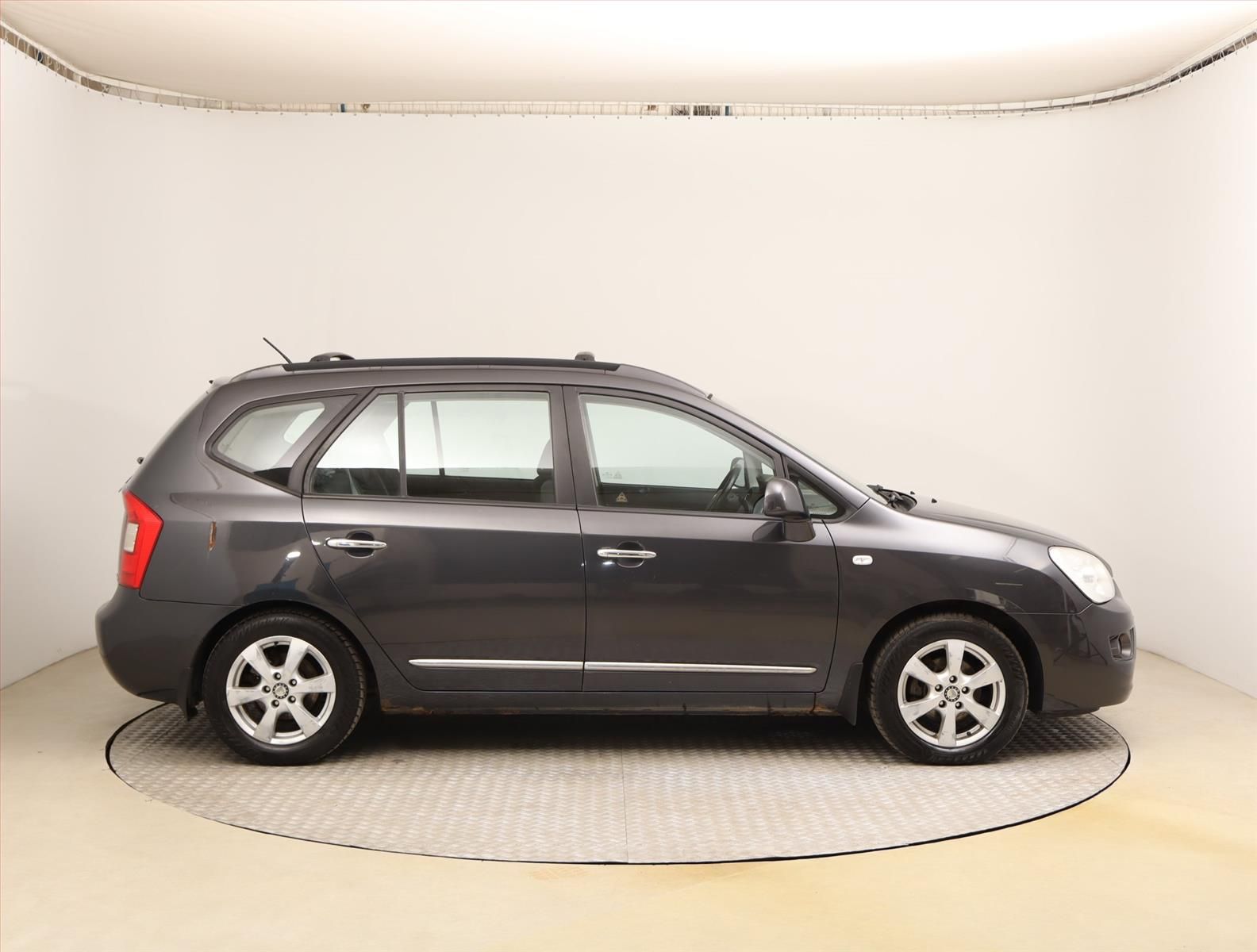 Kia Carens, 2.0 CRDi, po STK, Tažné - fotka 6