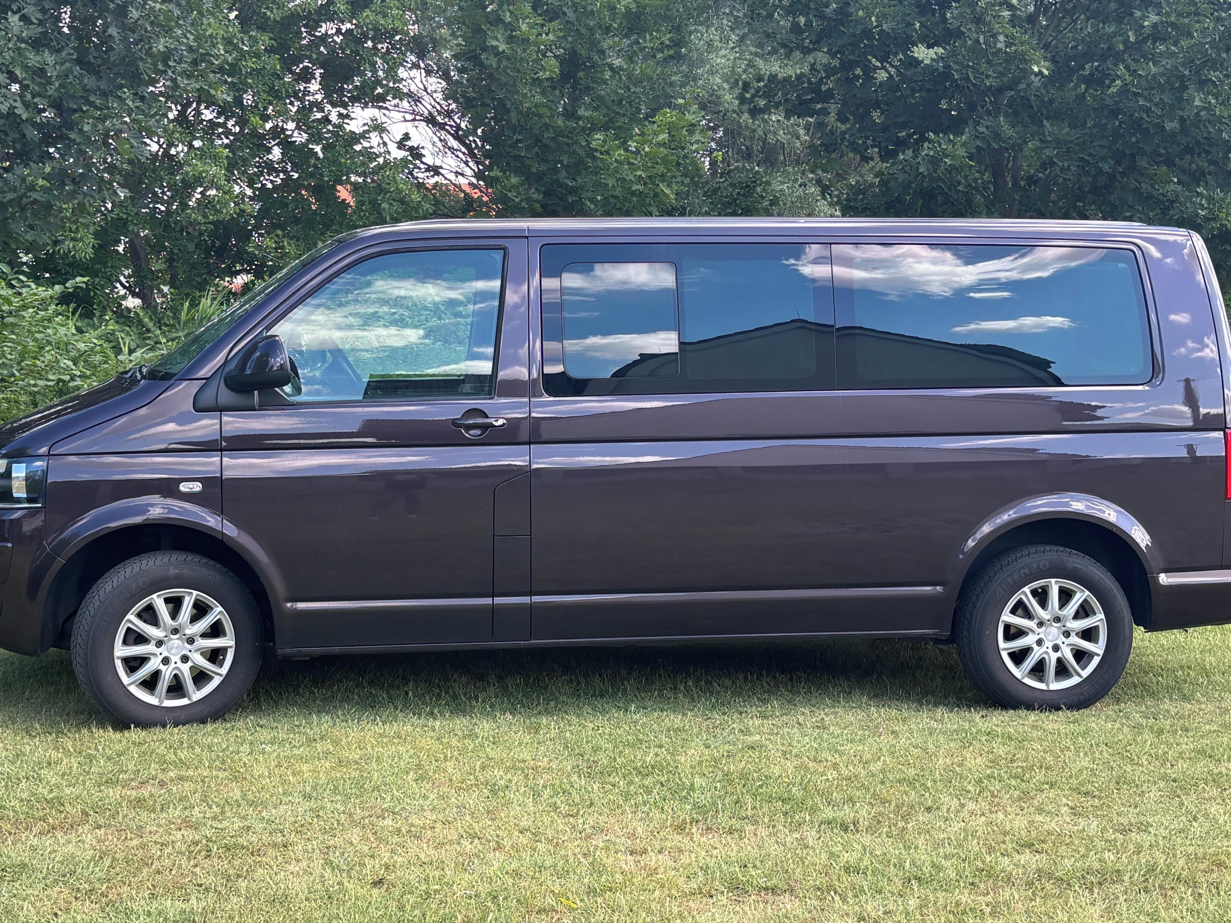 Volkswagen Caravelle, Volkswagen Caravelle Long 2,0 - fotka 3