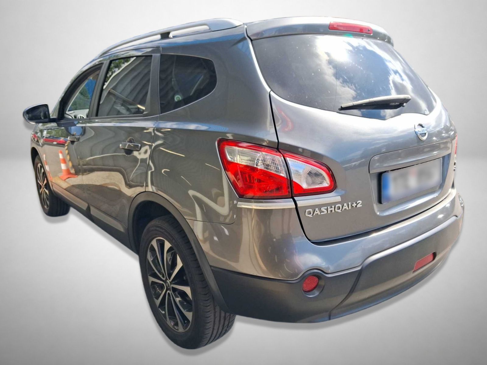 Nissan Qashqai, 1.5 dCi, 7 míst, Navi - fotka 2