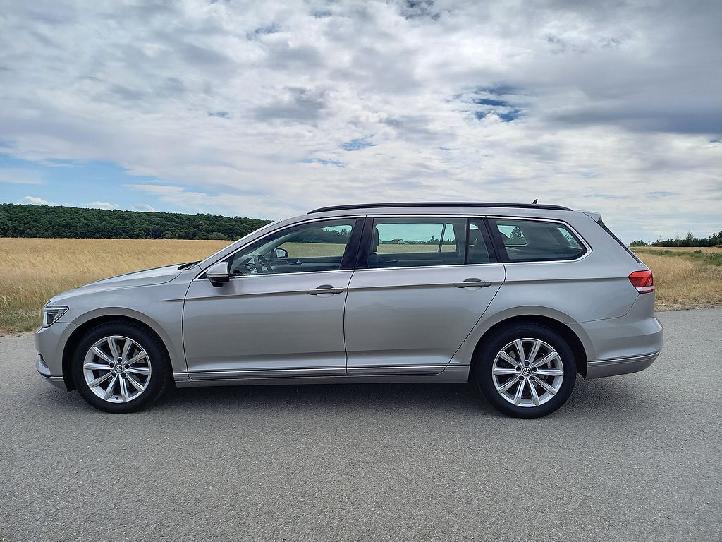 Volkswagen Passat, 2.0TDi 110kW,DSG,Navi,serviska - fotka 5