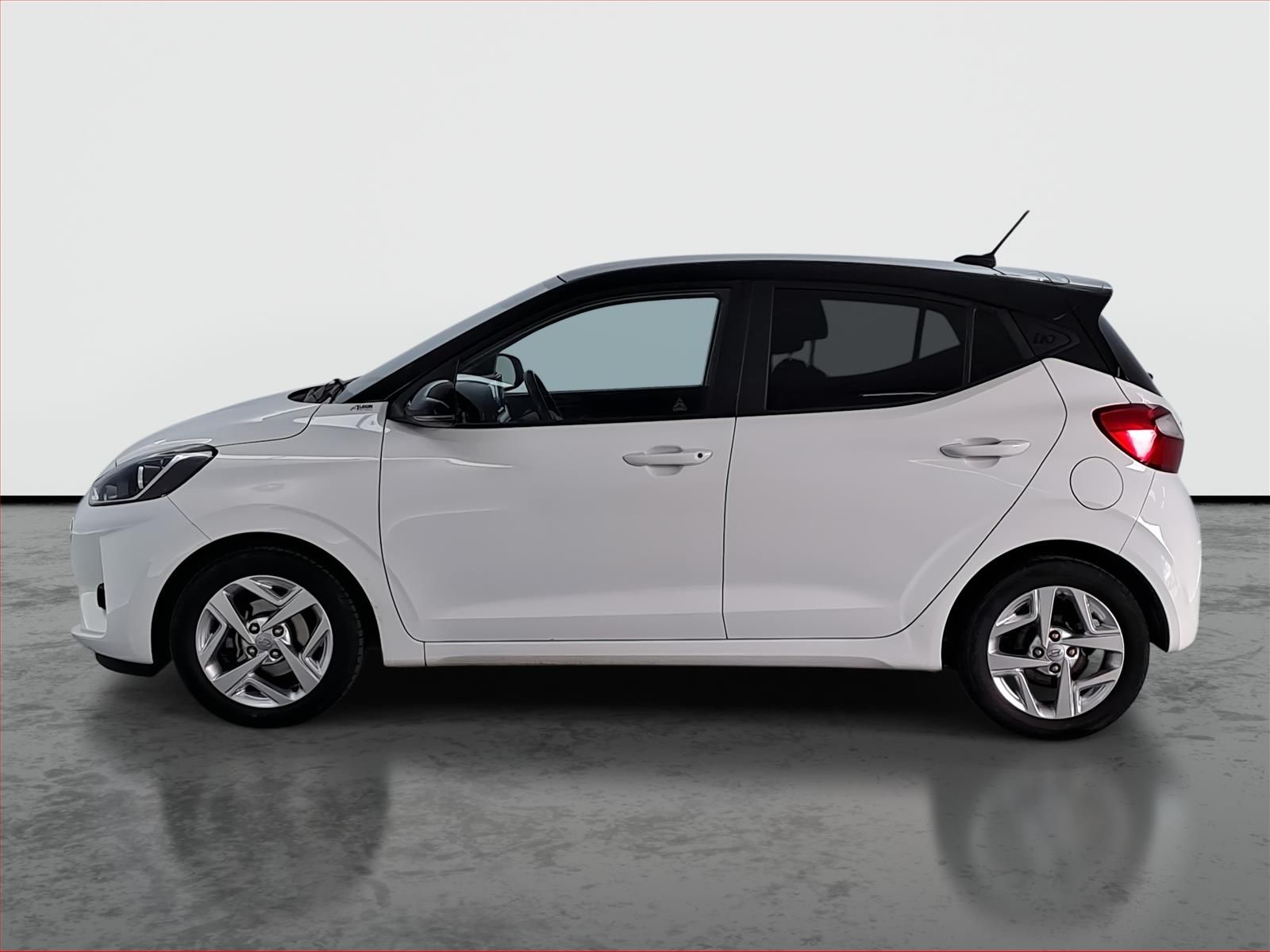 Hyundai i10, 1.2, Serv.kniha, Klima - fotka 3