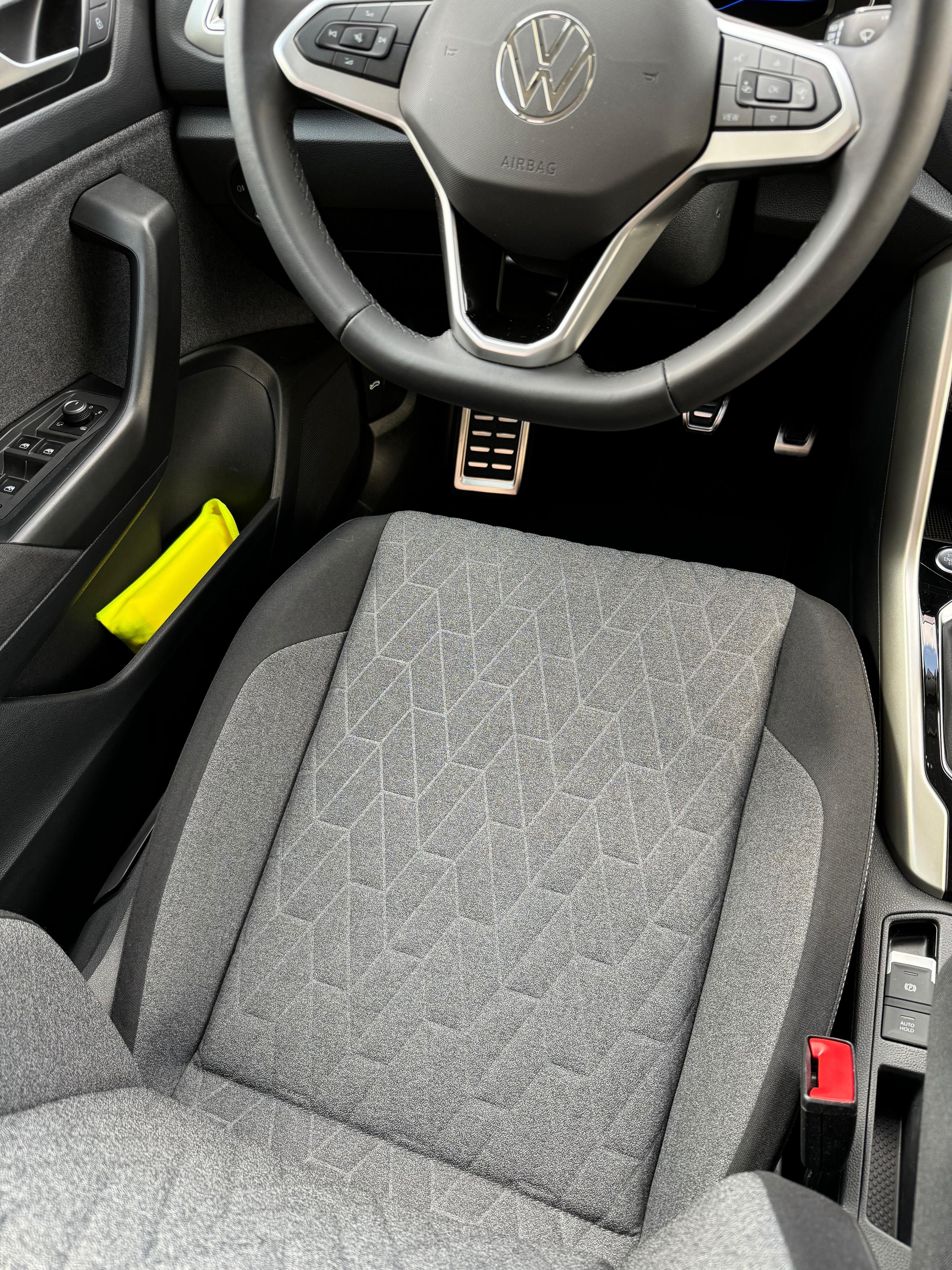 Volkswagen T-Roc, 1.0 TSI Life, tažné - fotka 4