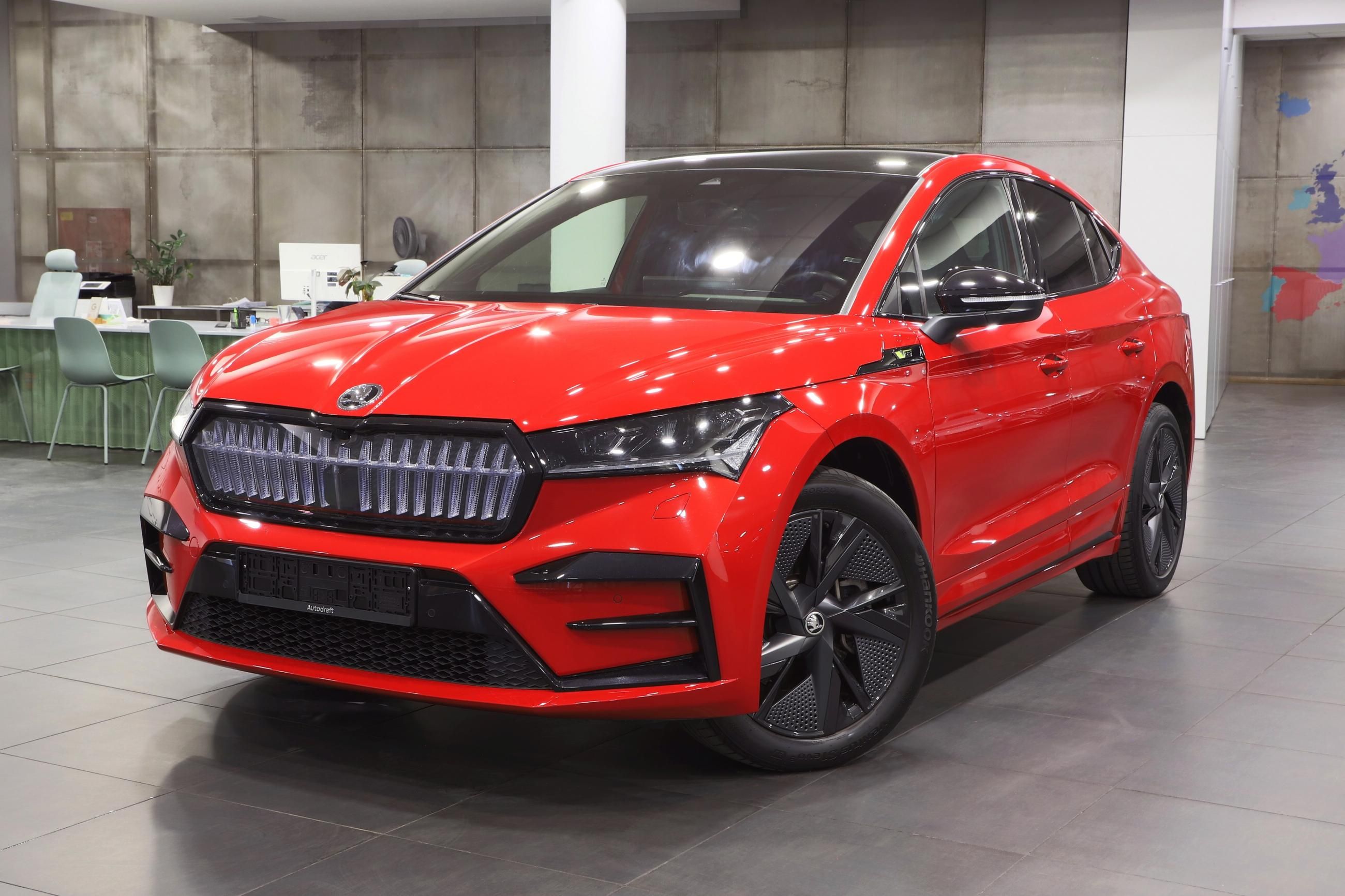 Škoda Enyaq Coupé, iV RS 4x4 220kW Tažné Panorama - fotka 2