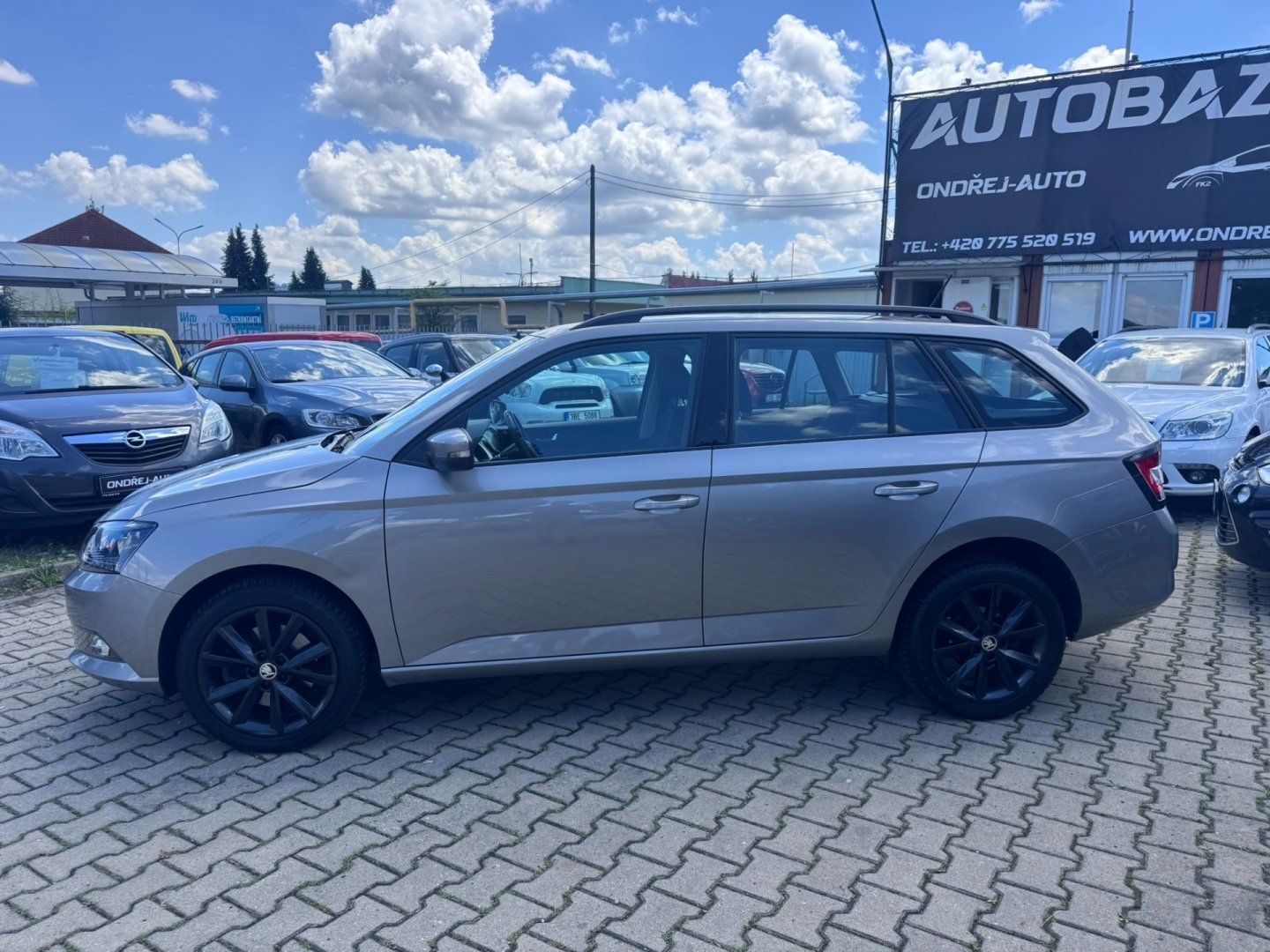 Škoda Fabia, 1,2 TSI 81 KW 2. MAJ KILOMETRY - fotka 2