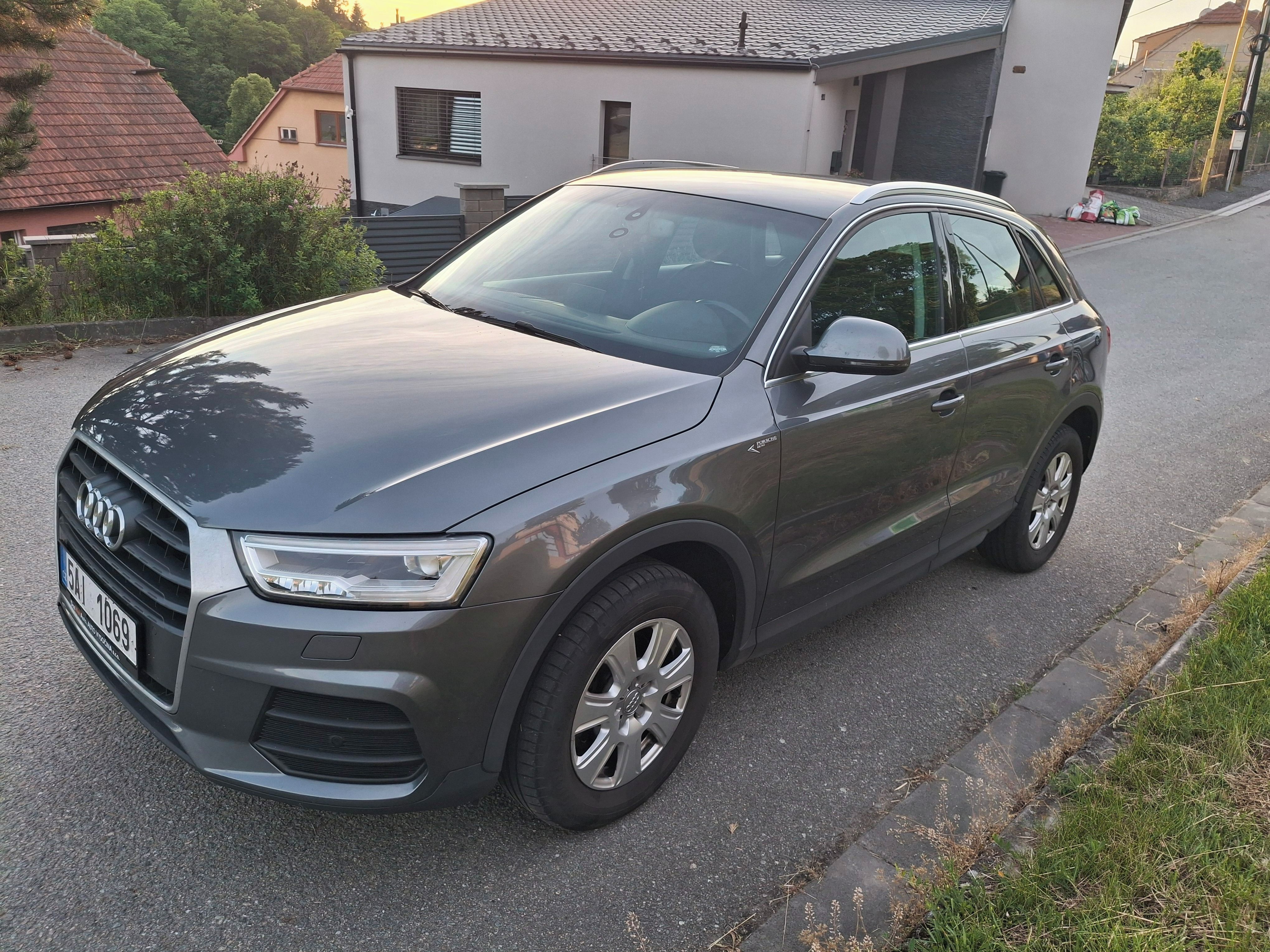 Audi Q3, Audi Q3, 2,0TDi - fotka 4