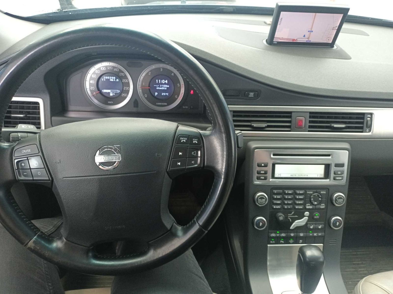 Volvo S80, 2.4 D5, Automat - fotka 3