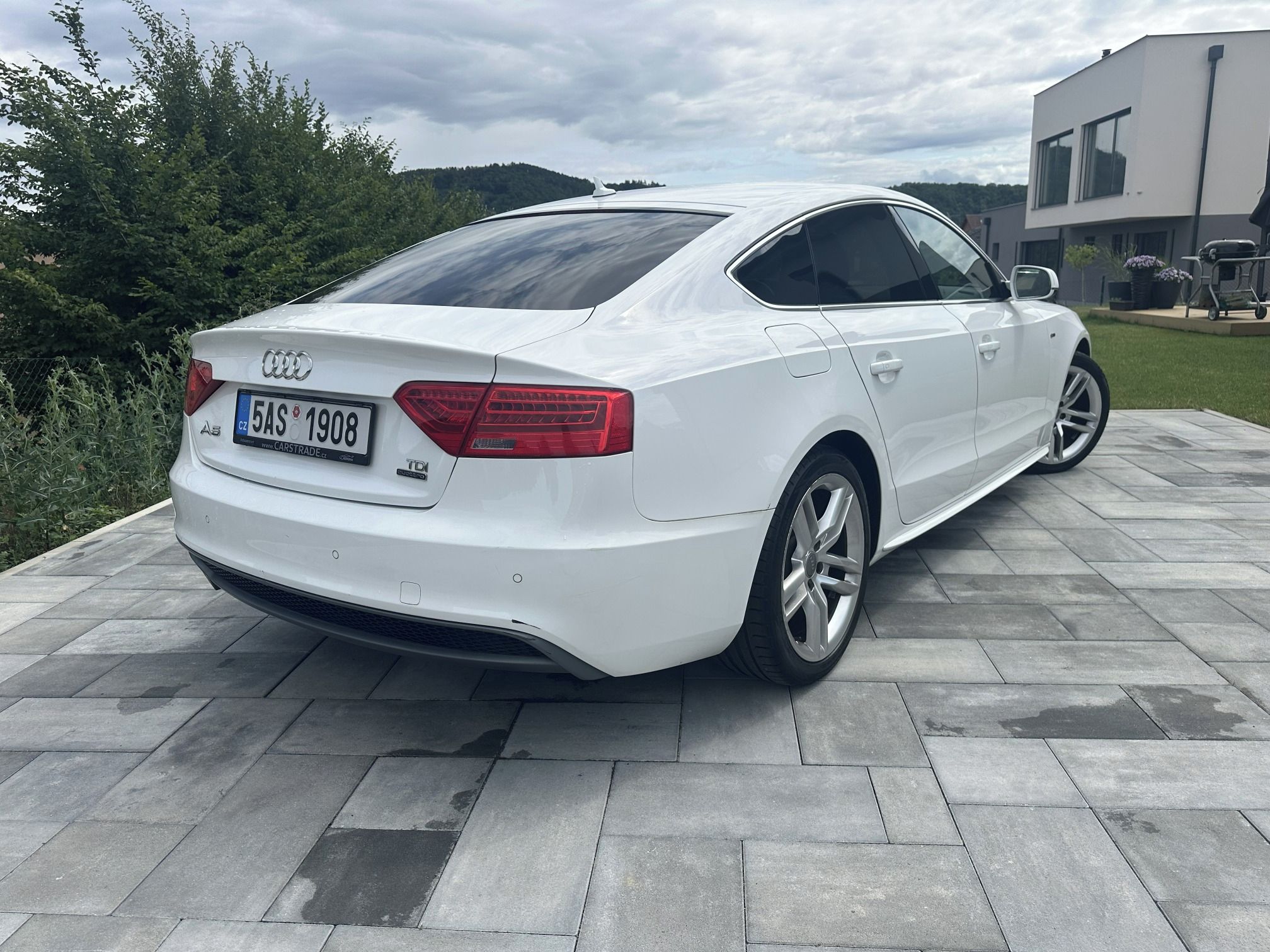 Audi A5, 2.0 Quattro, S Tronic, S-Line - fotka 2