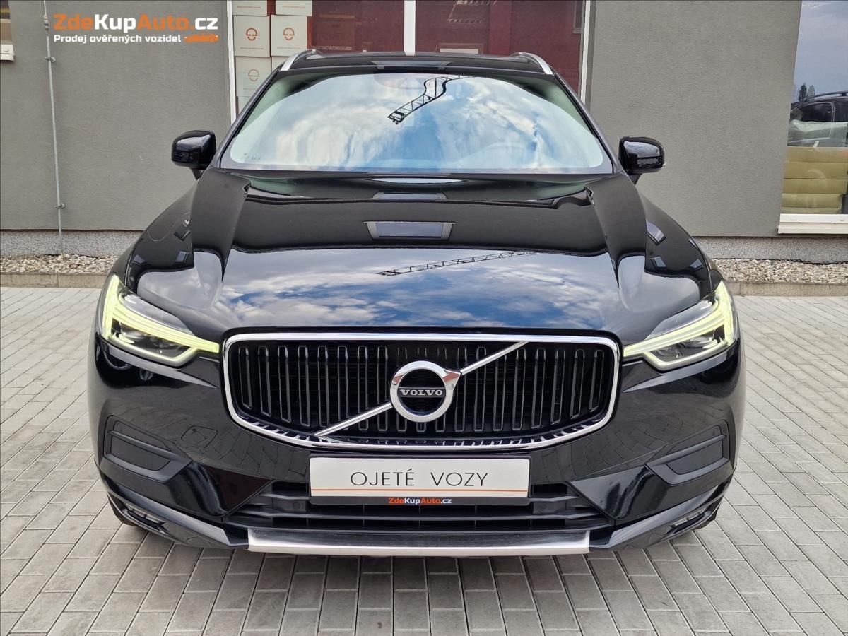 Volvo XC60, B4 145kW AWD Momentum Pro,ČR - fotka 4