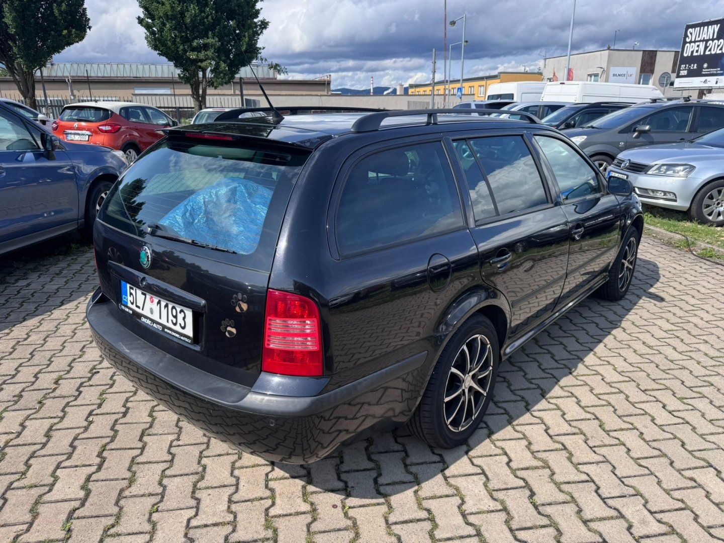 Škoda Octavia, 1,6 MPI 75 KW GO MOTORU - fotka 5