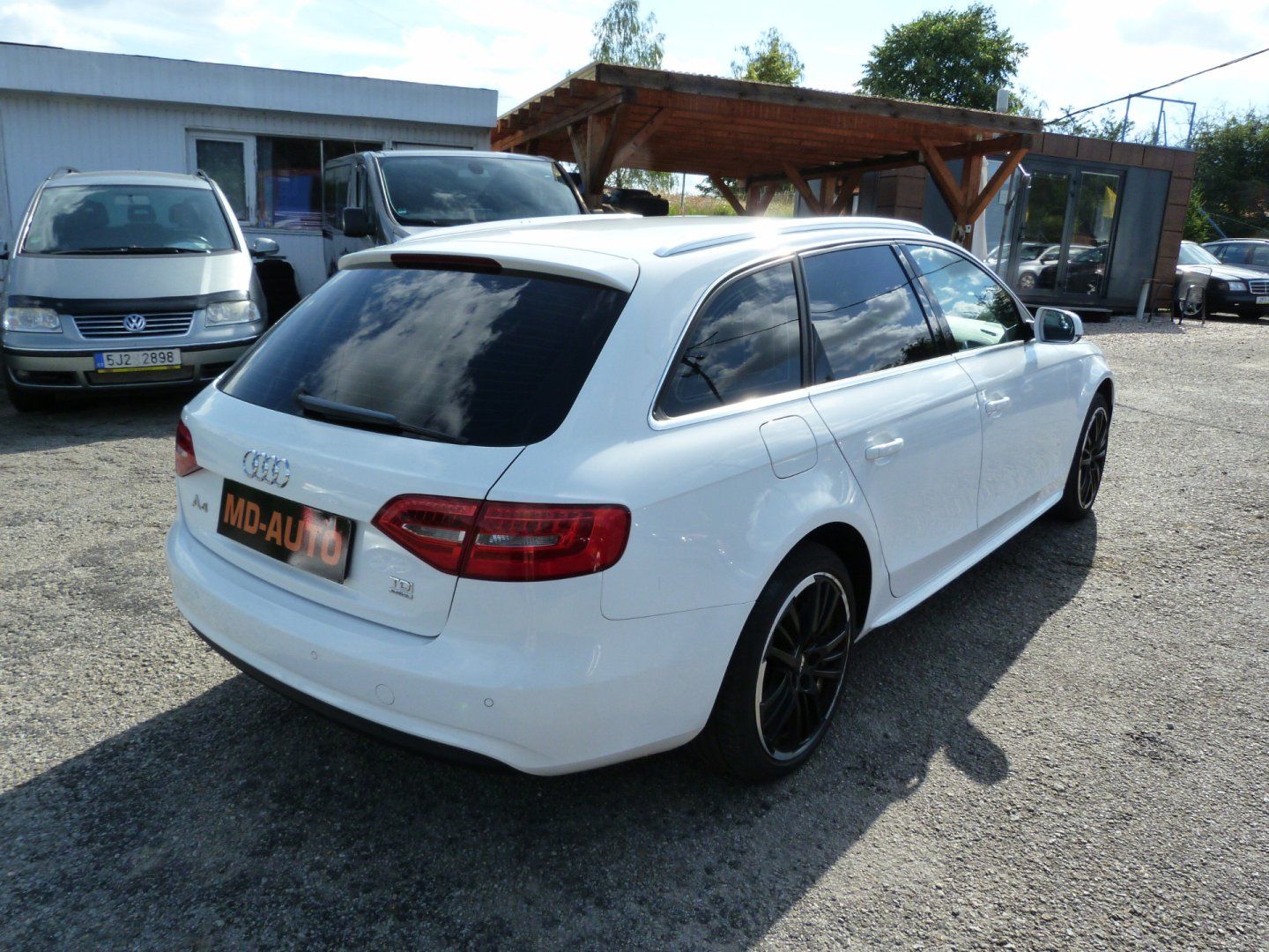 Audi A4 Avant, 2.0 Tdi 4x4 - fotka 5