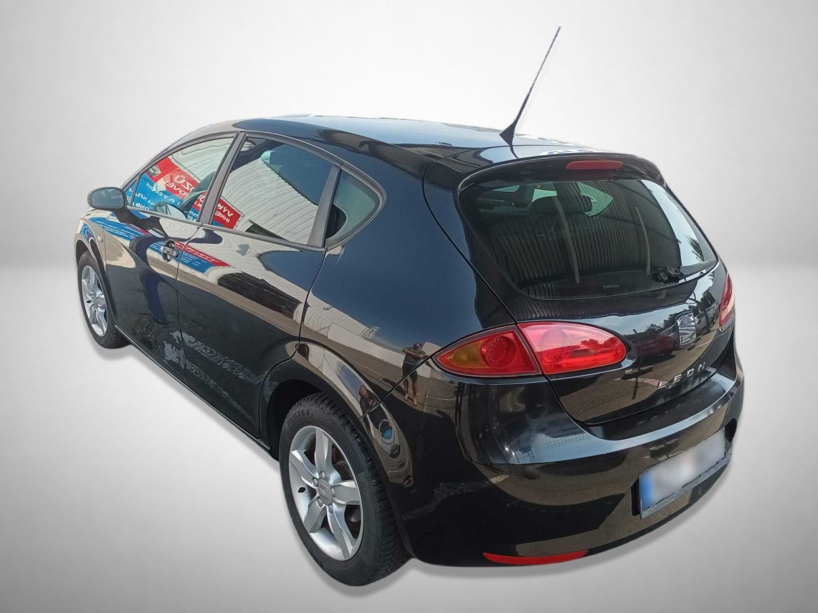 Seat Leon, 1.9 TDI, Reference, po STK - fotka 2