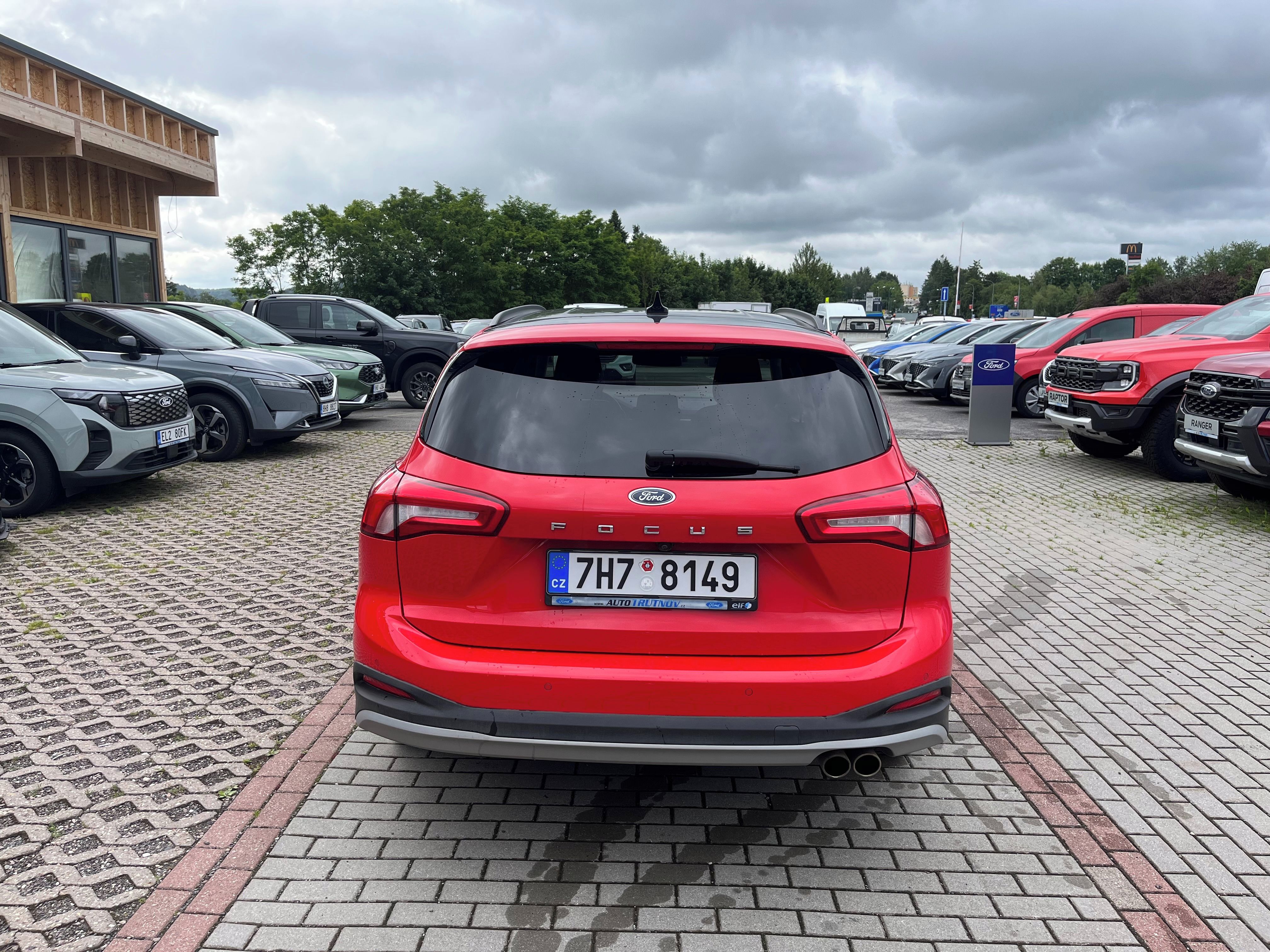 Ford Focus, 1.5 EcoBoost 110 kW Active - fotka 4