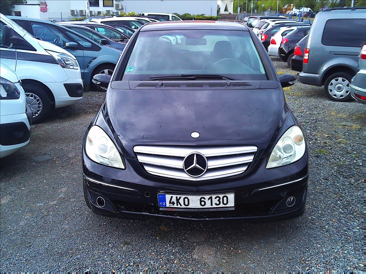 Mercedes-Benz Třídy B, 2,0   i v ČR 1 majitel - fotka 3