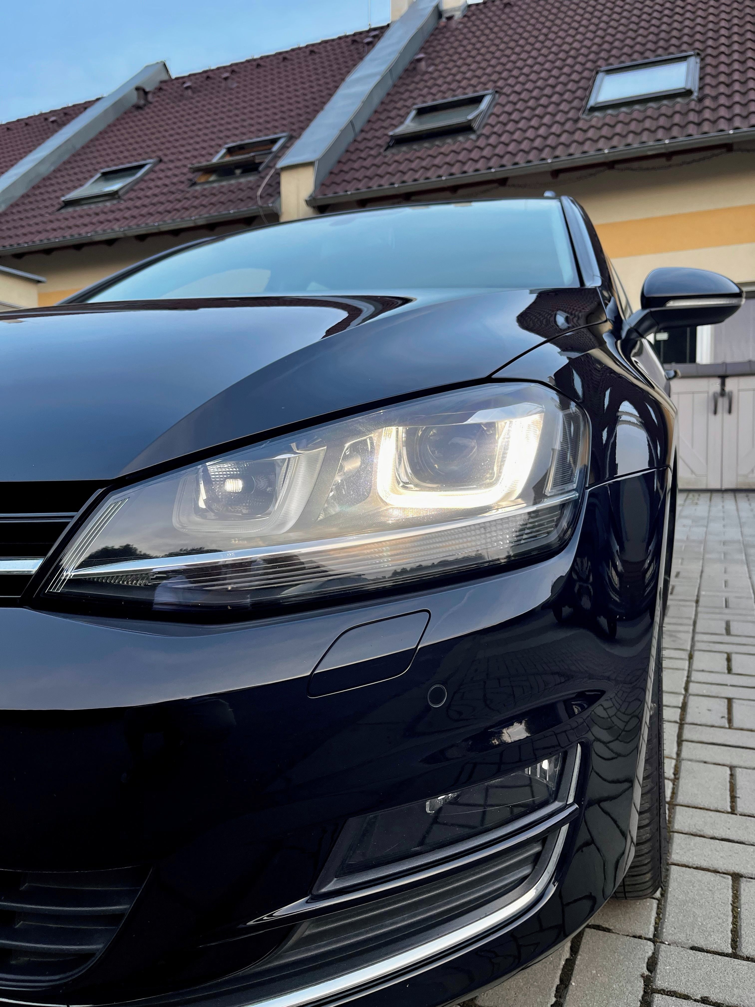 Volkswagen Golf, 1.4TSI-Highline-servis-TOPstav - fotka 2