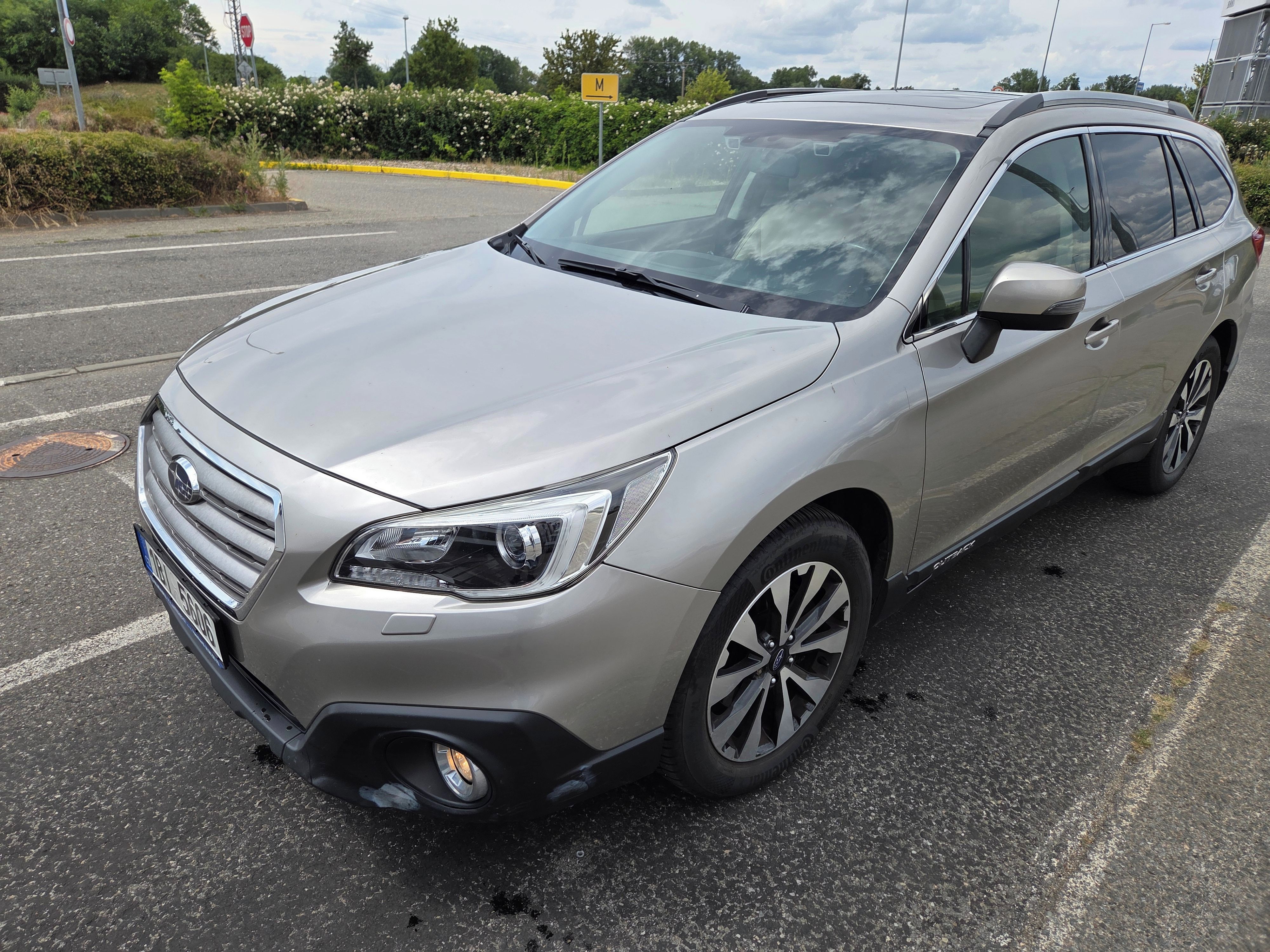 Subaru Outback, 1 majitel, výbava, servis - fotka 4