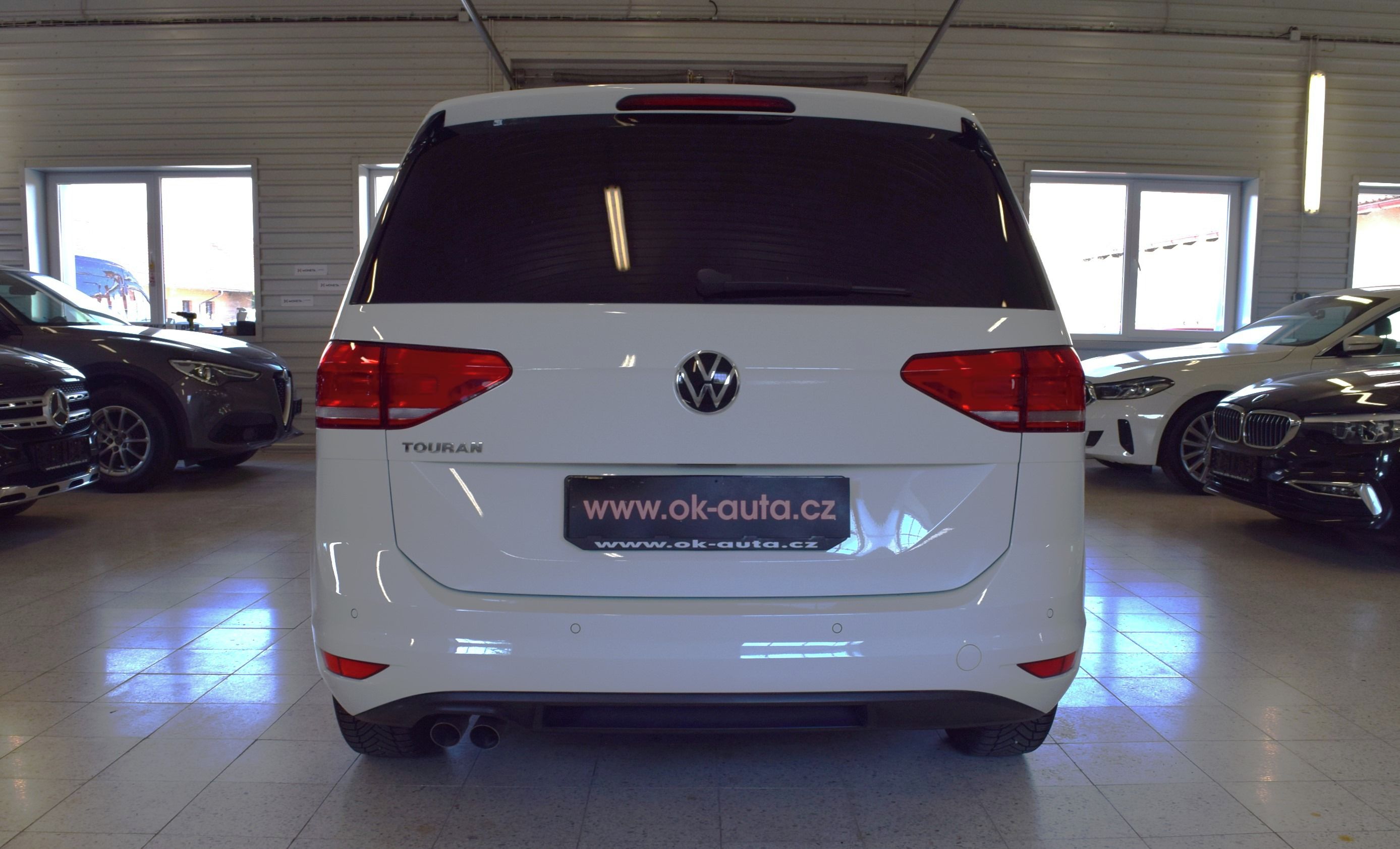 Volkswagen Touran, 2.0 TDI HIGH. 7 MÍST 61 000 KM - fotka 5