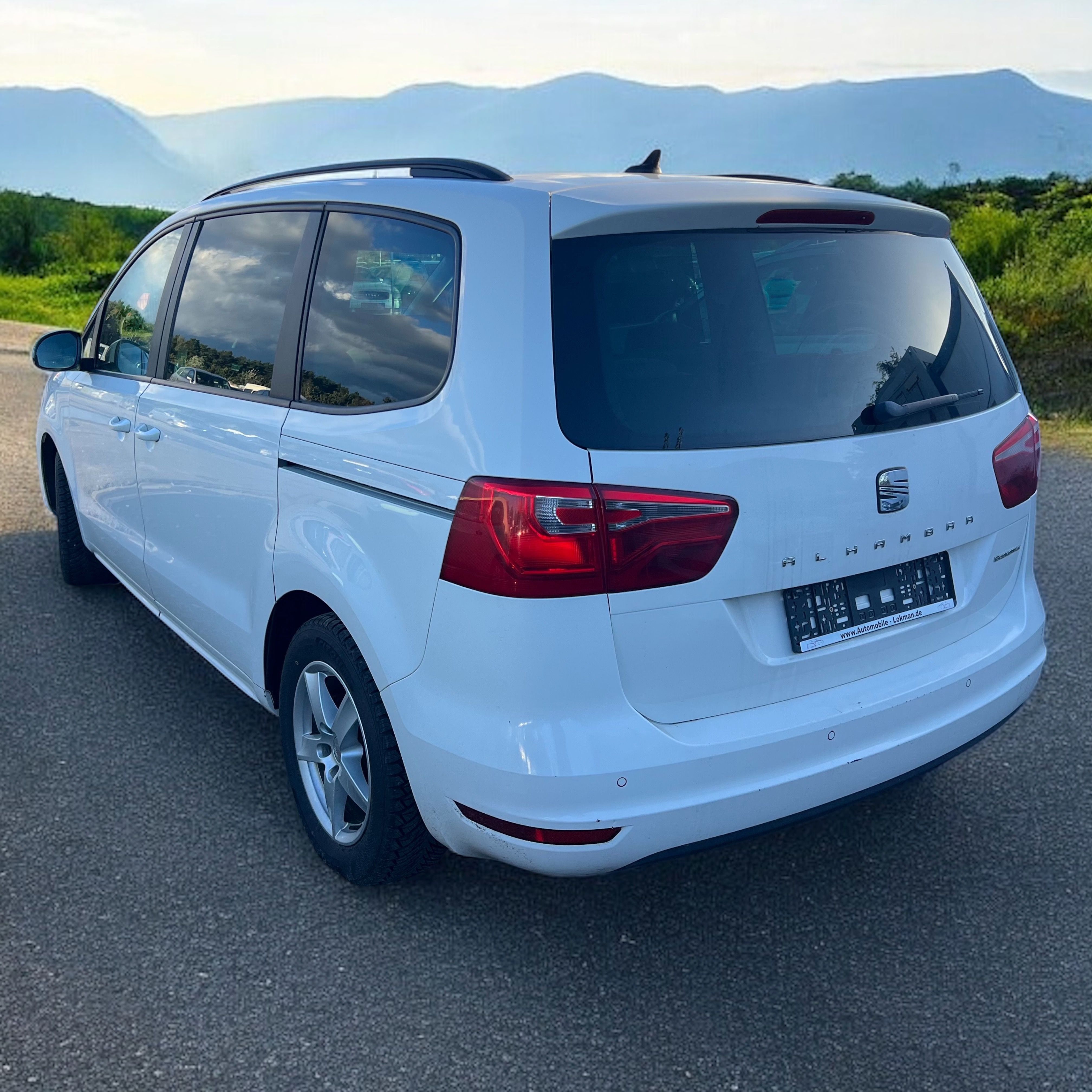 Seat Alhambra, 2.0tdi DSG Kůže Webasto Závěs - fotka 3