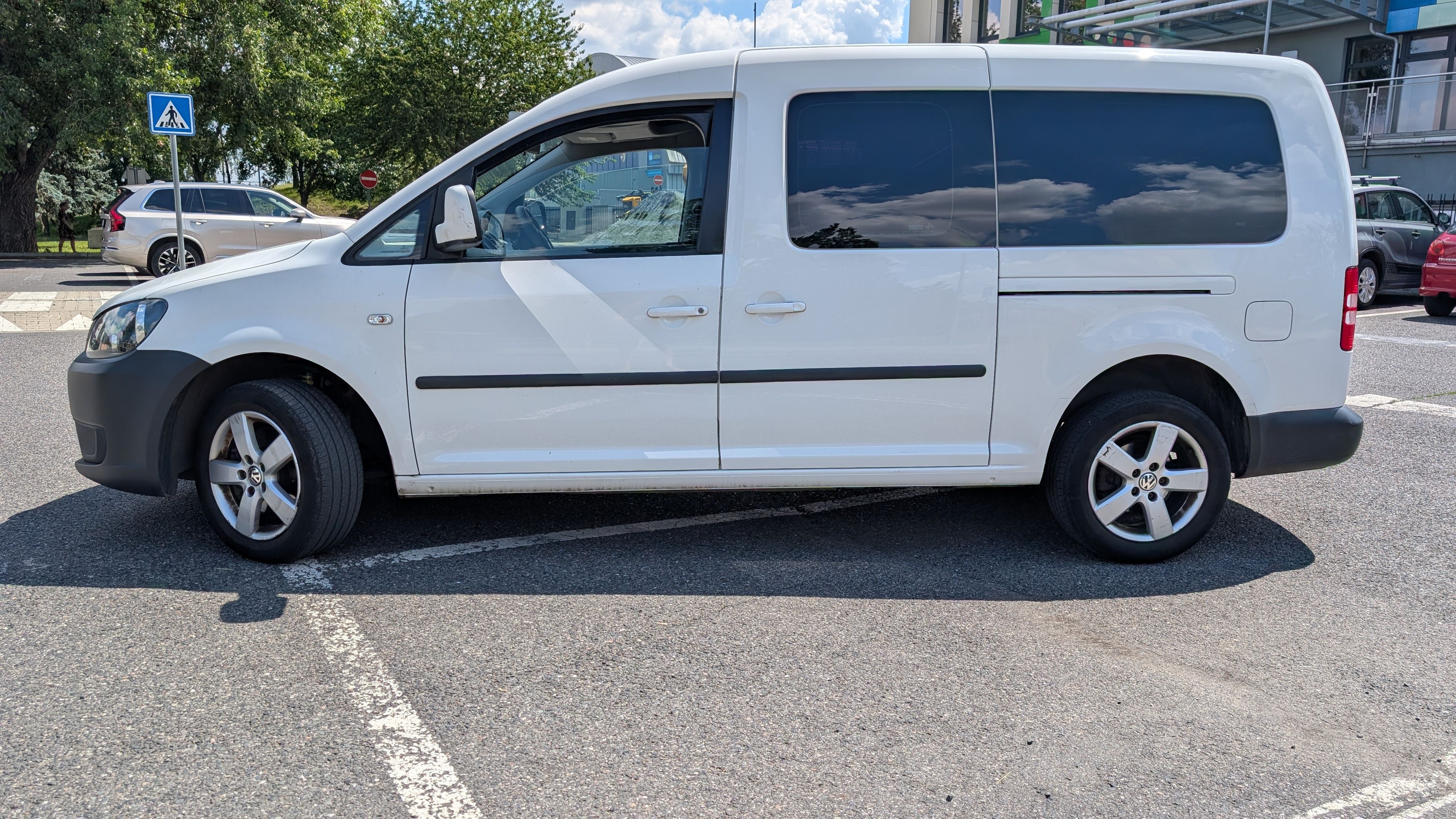 Volkswagen Caddy, Volkswagen Caddy Maxi, 7 míst - fotka 3