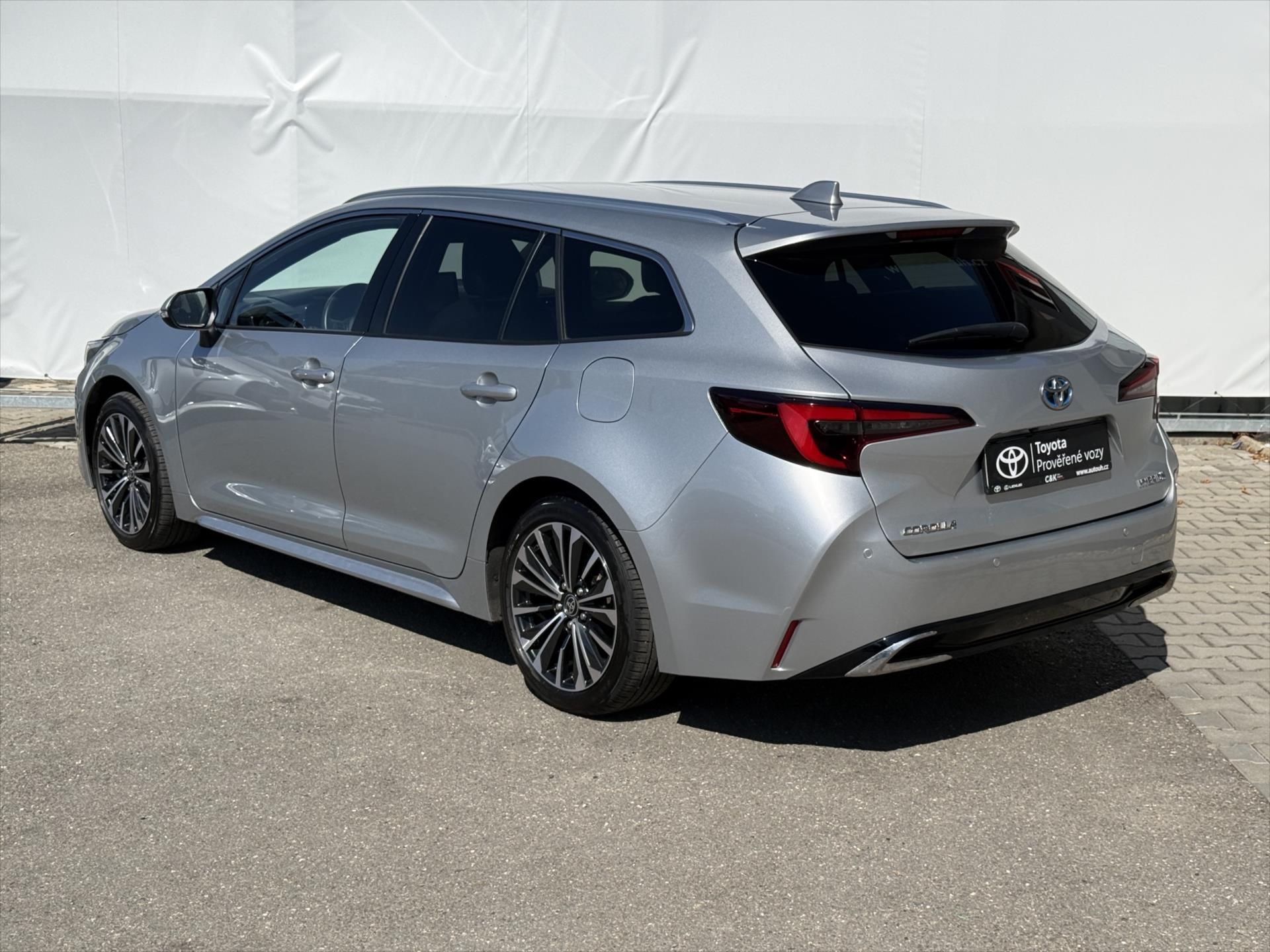 Toyota Corolla, 1,8 Style - fotka 4