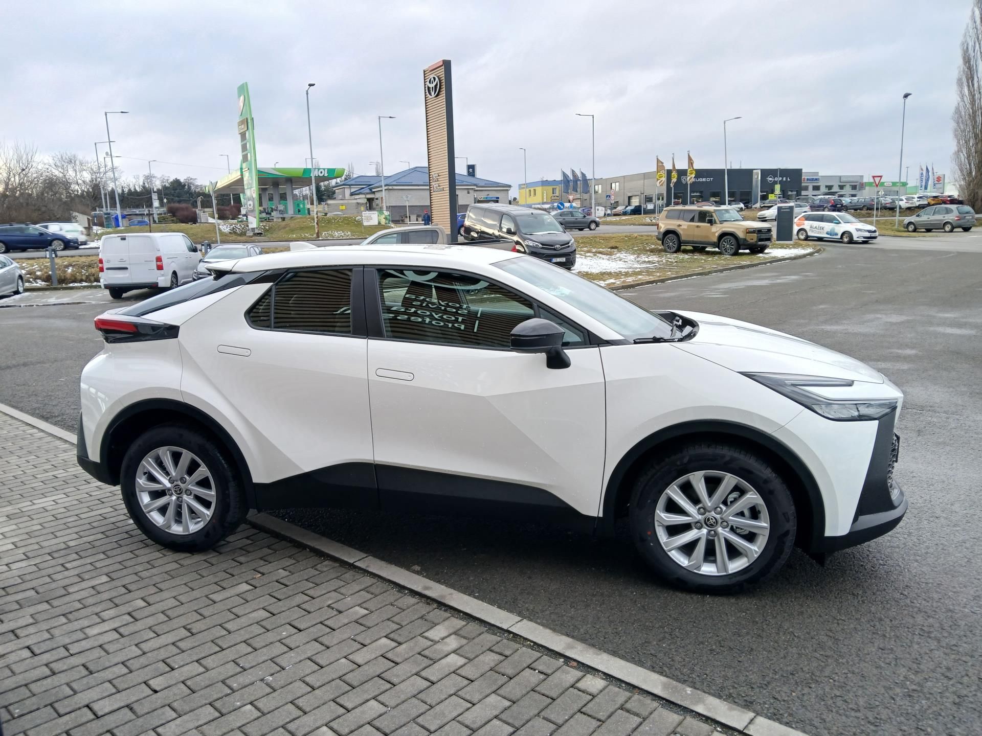 Toyota C-HR, 1.8 HEV Limited Edition - fotka 4