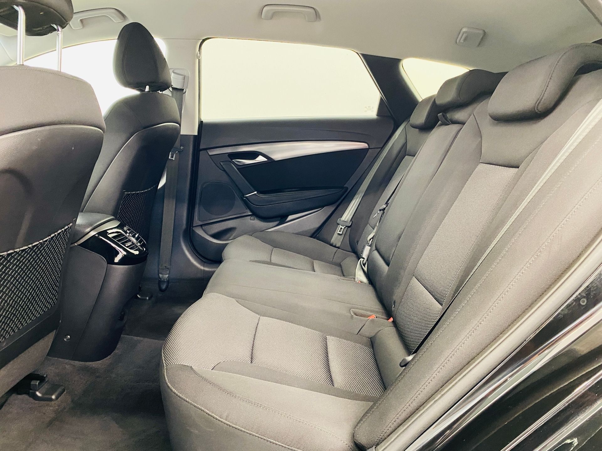 Hyundai i40, 1.6 CRDi 100kW - fotka 6