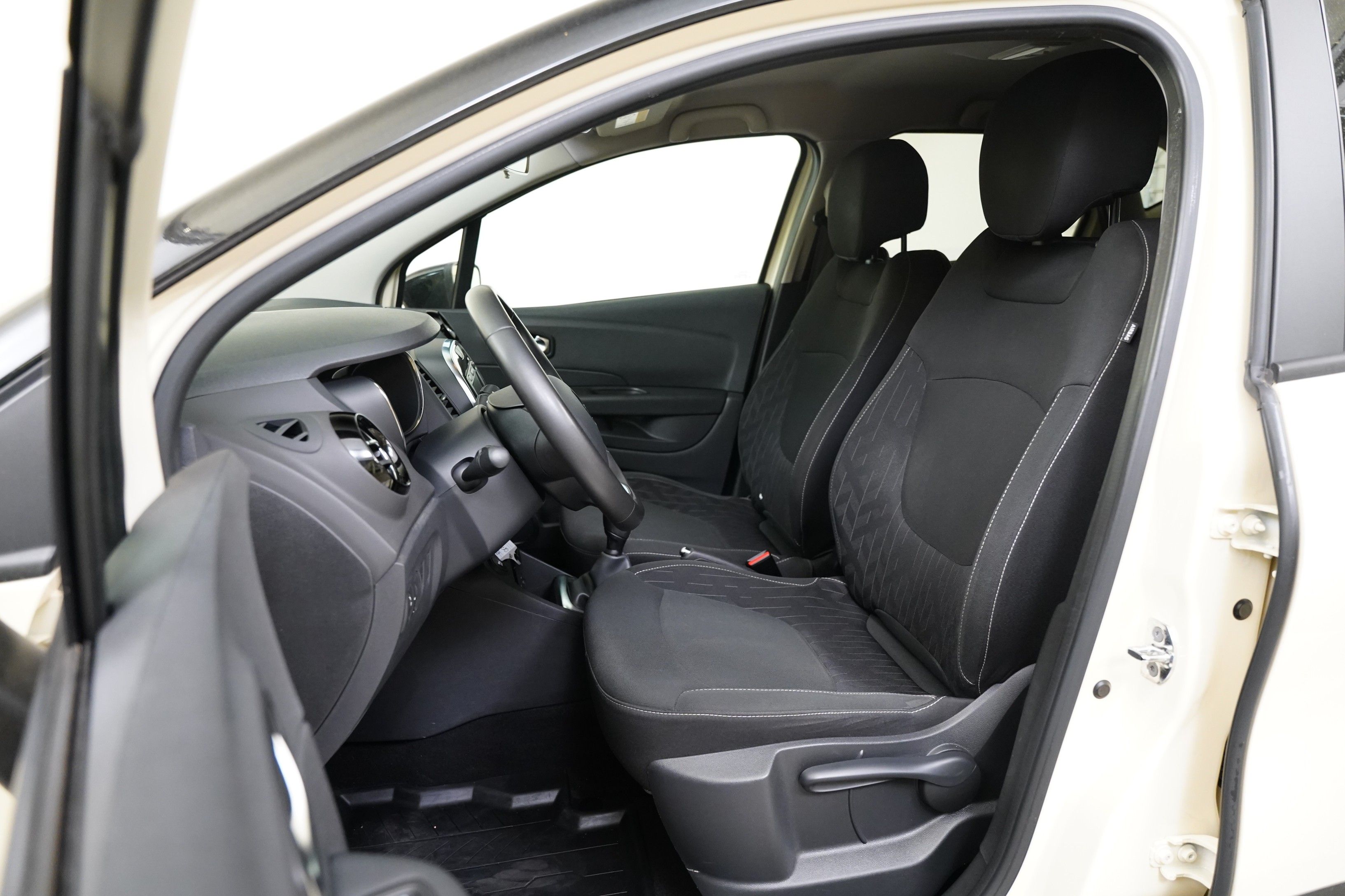 Renault Captur, 0.9 TCE 66 kW - fotka 5