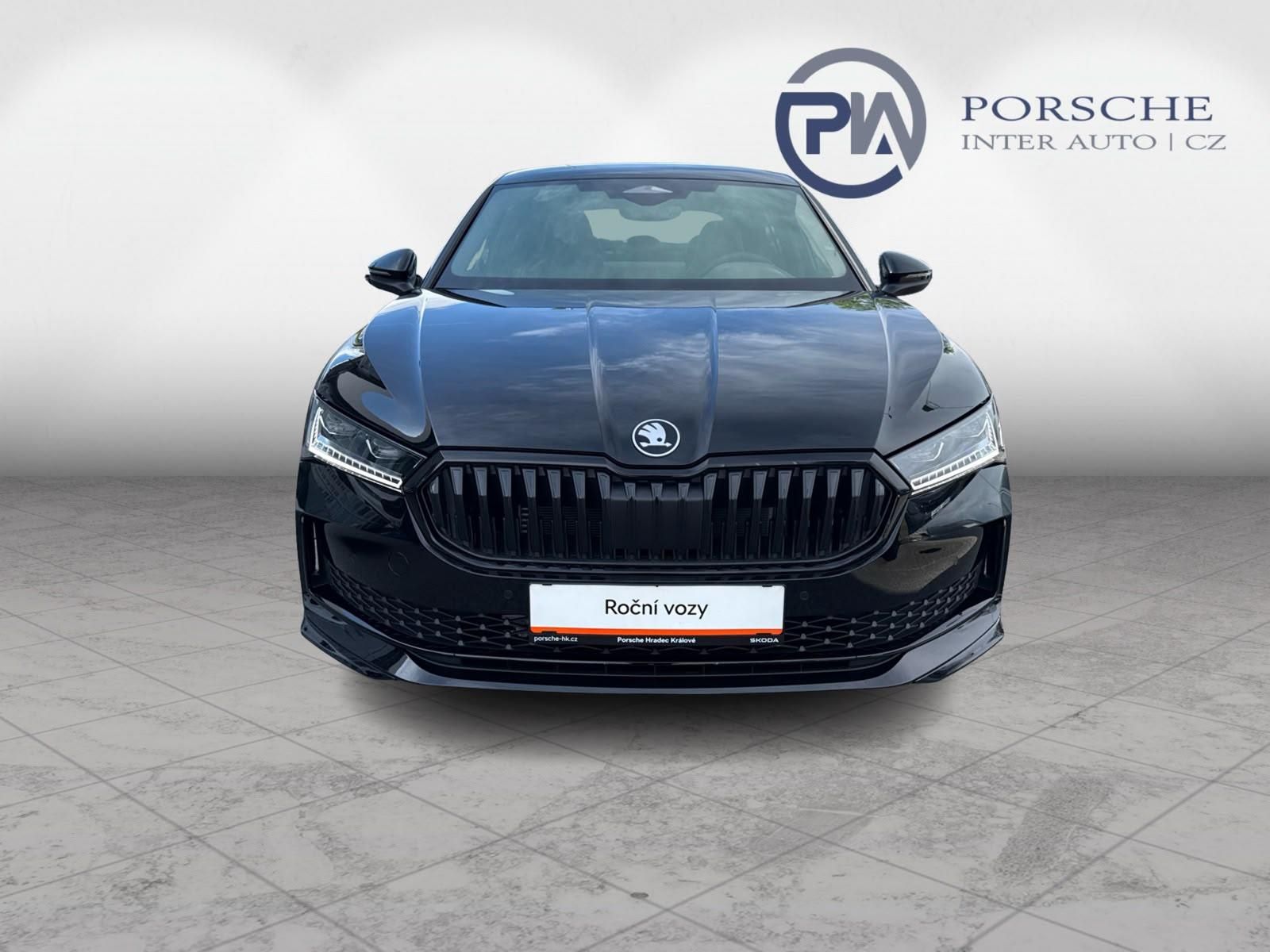 Škoda Superb, Sportline 2,0 TSI 150 kW DSG - fotka 4