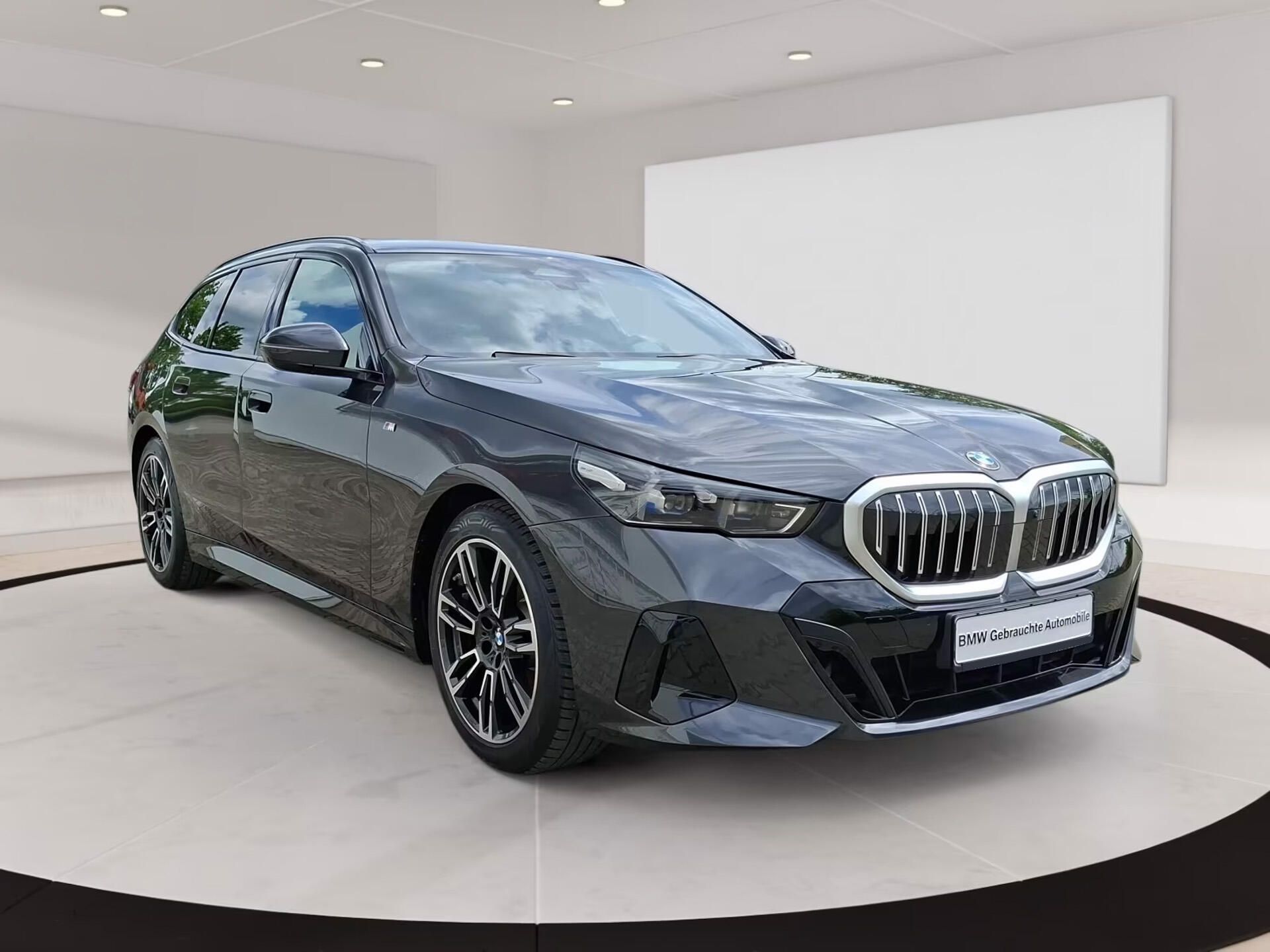 BMW Řada 5, 520d xDrive M-Sport HuD Venti - fotka 3