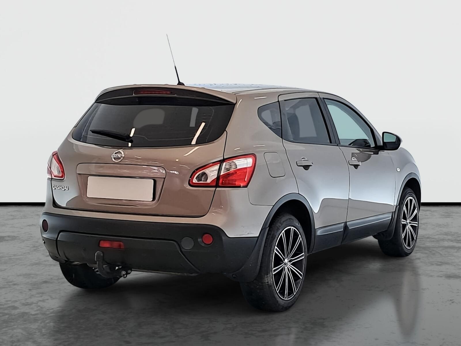 Nissan Qashqai, 2.0, Automatická klima - fotka 5