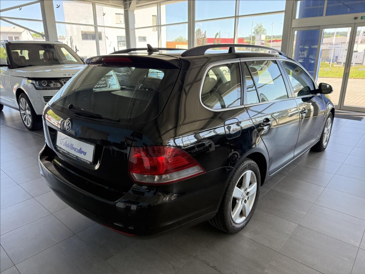 Volkswagen Golf, 1,6   77kW,2.MAJITEL - fotka 6