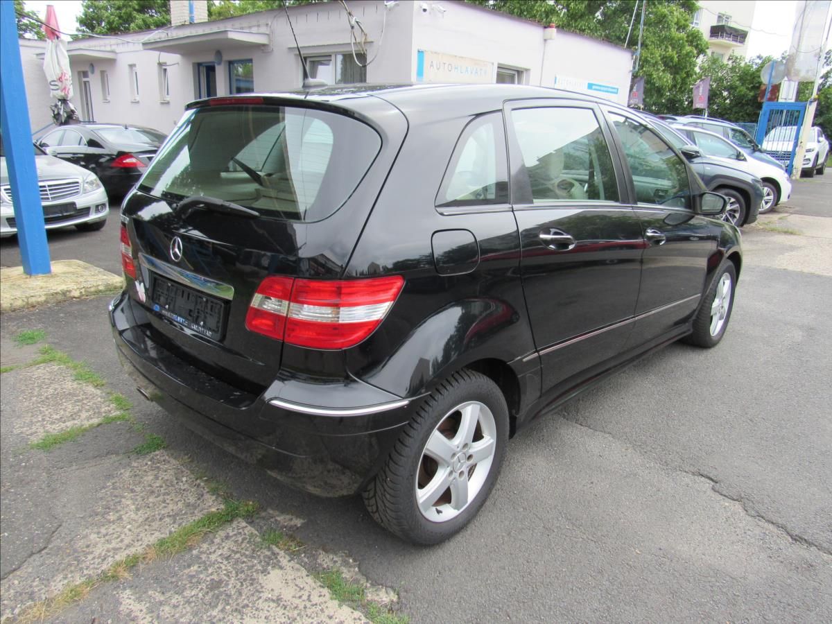 Mercedes-Benz Třídy B, 1,7 i 85kW B170 - fotka 6