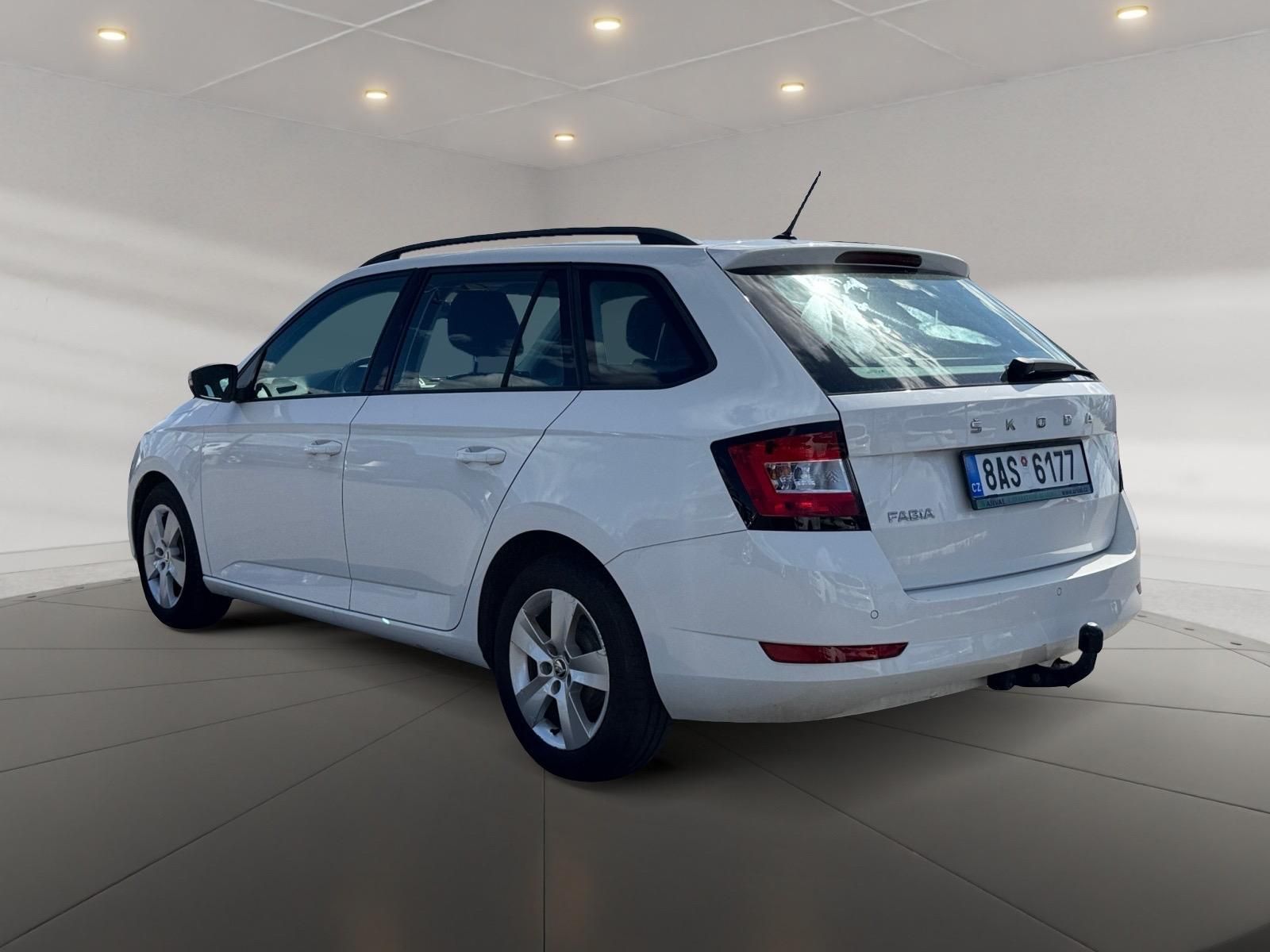 Škoda Fabia, AMBITION 1.0TSI 70kW CZ DPH - fotka 4