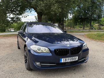 BMW F10
