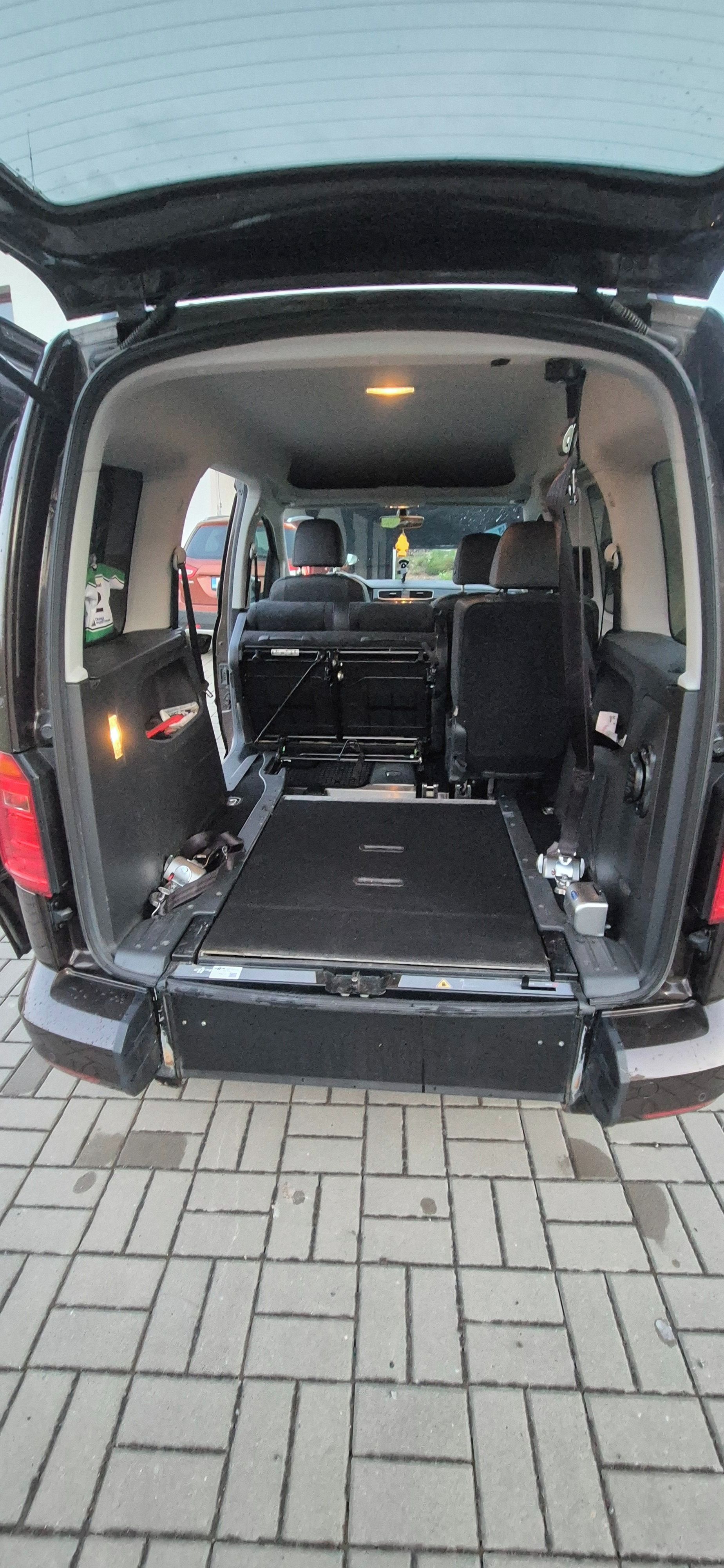 Volkswagen Caddy, 1.4 TSI,  96 kW, dsg7 s rampou - fotka 6