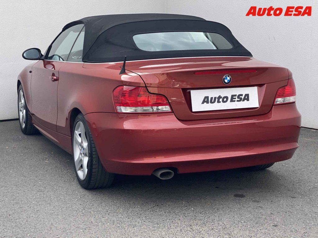 BMW Řada 1, 2.0d 123d,Xenon,AC,tempo - fotka 6
