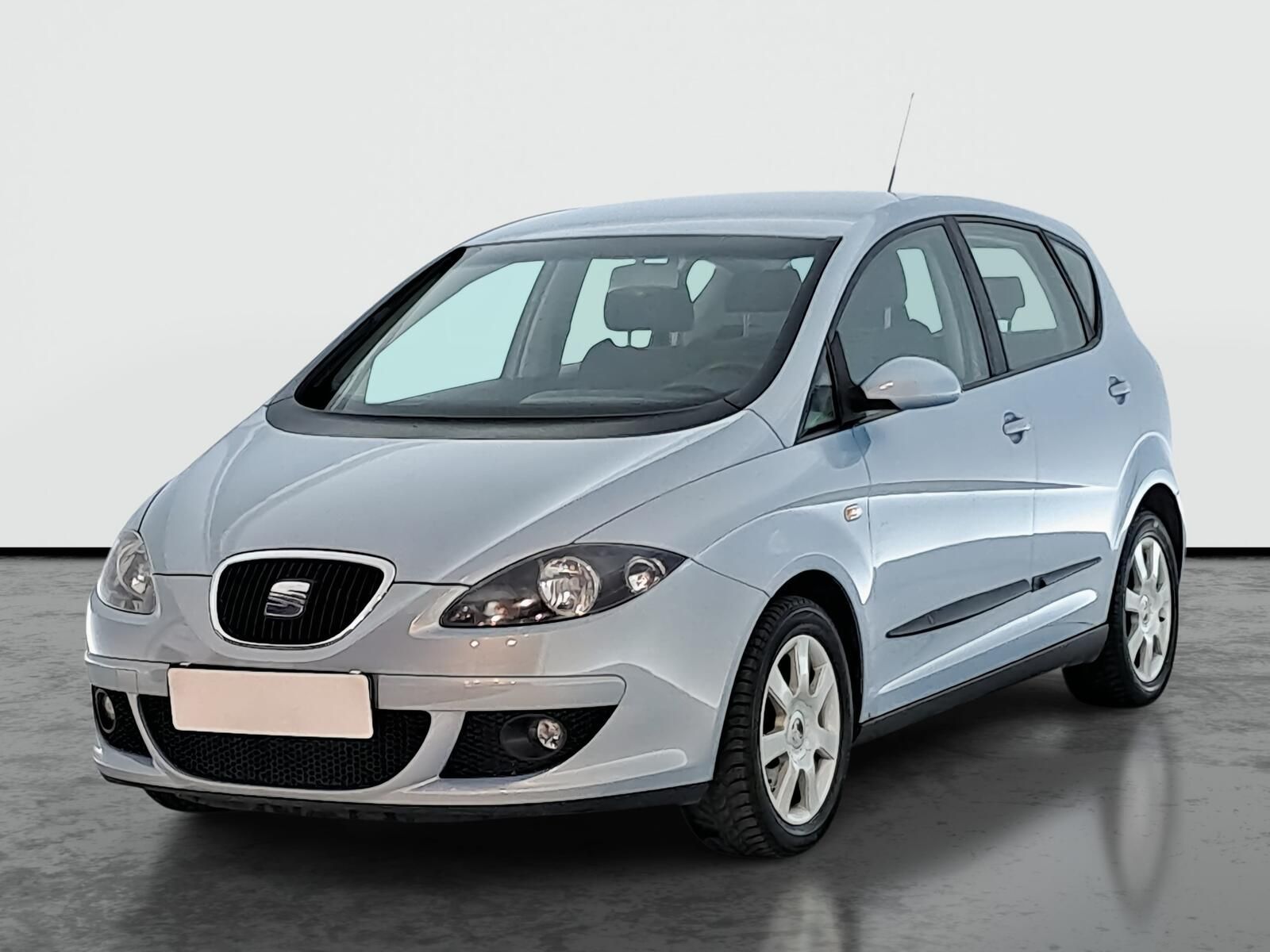 Seat Altea, 1.6, po STK, Automatická klima - fotka 2
