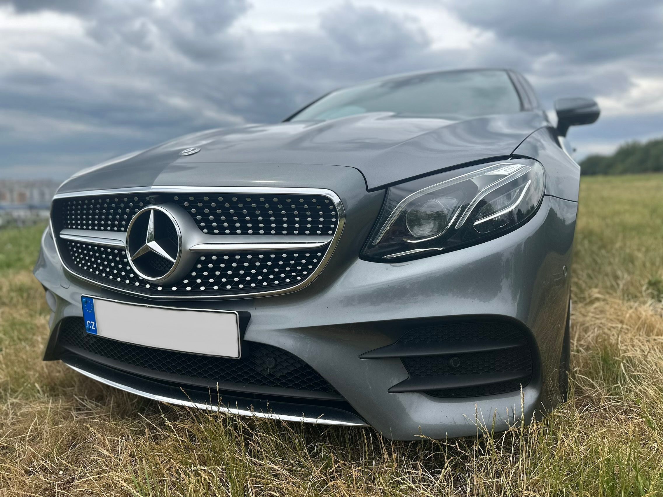 Mercedes-Benz Třídy E, 220d coupe 4MATIC, AMG, 4x4 - fotka 6