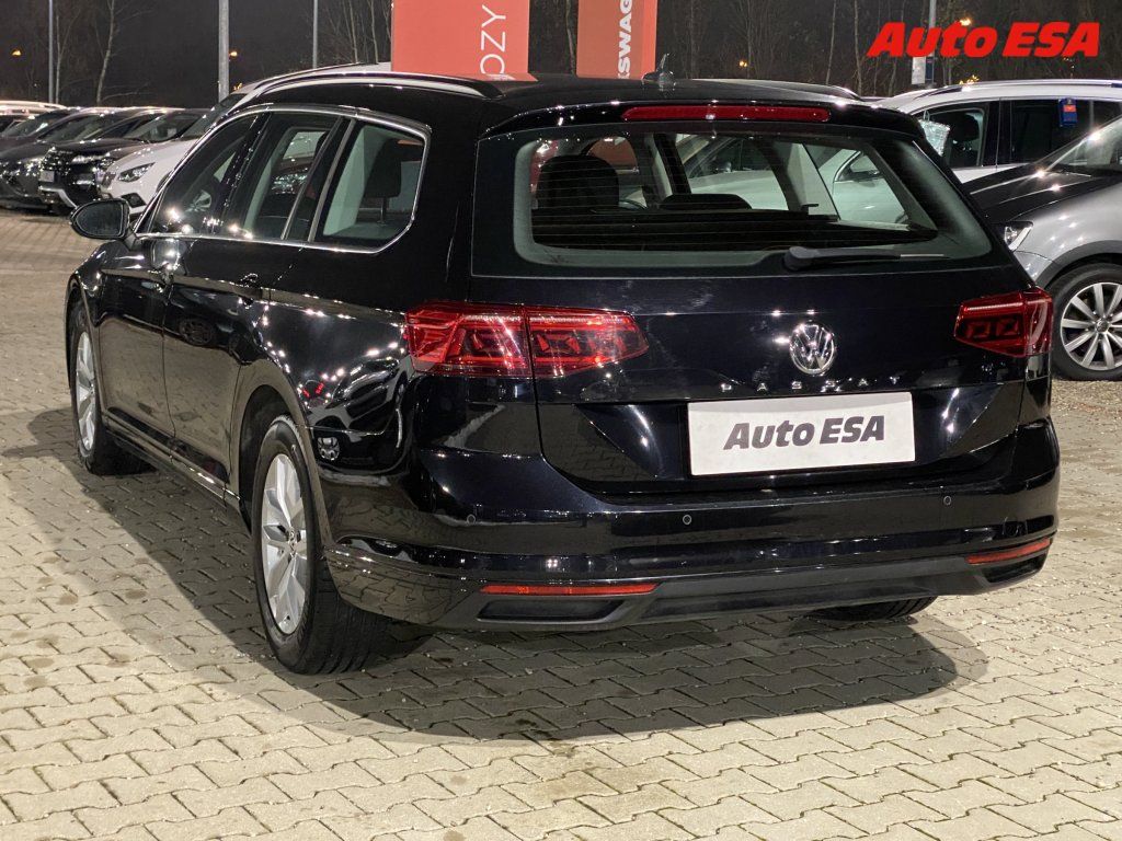 Volkswagen Passat, 1.6 TDi,Business,DSG,LED - fotka 6