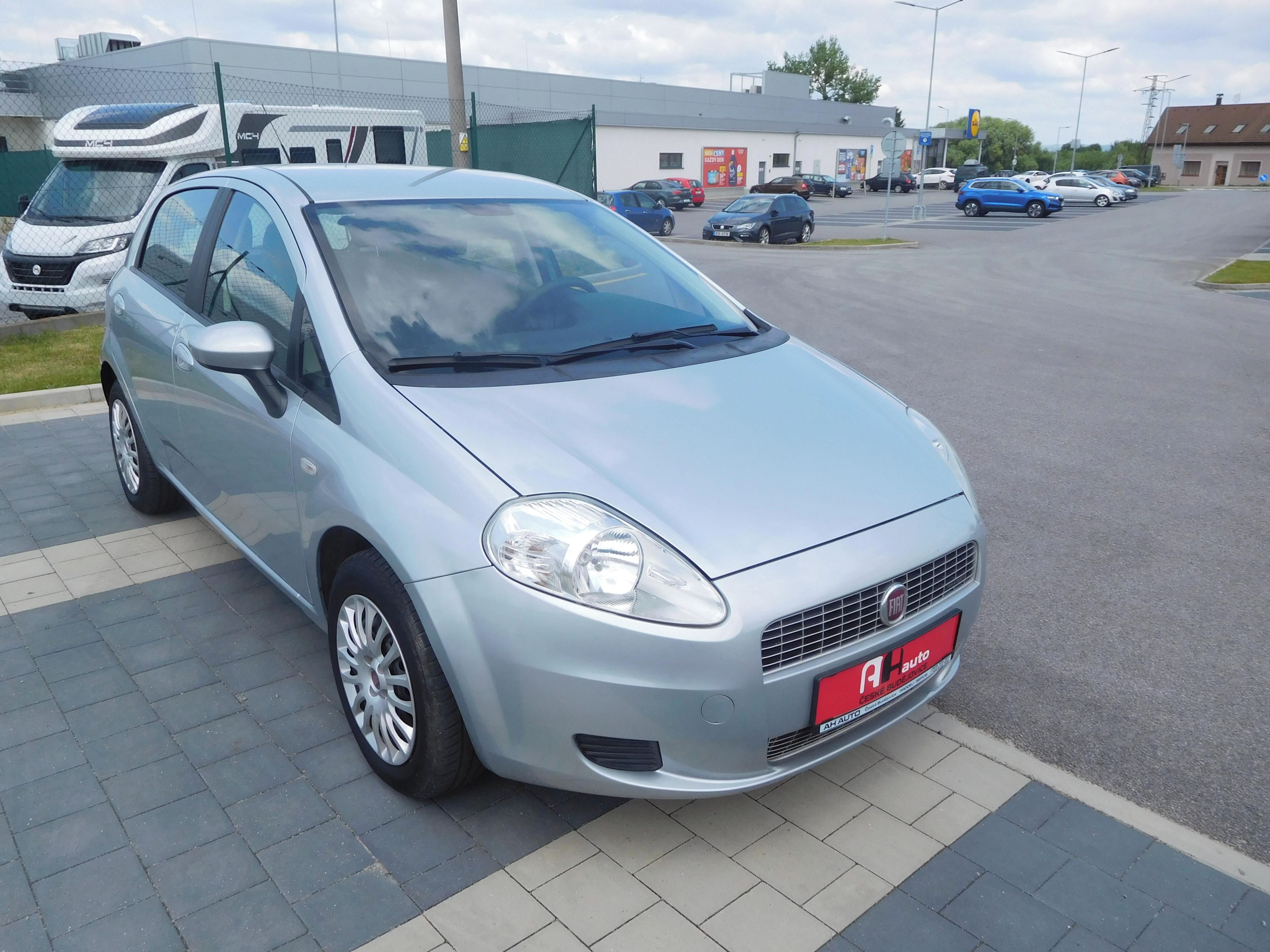 Fiat Grande Punto, 1.3 Multijet, 55 kW, Klima - fotka 2